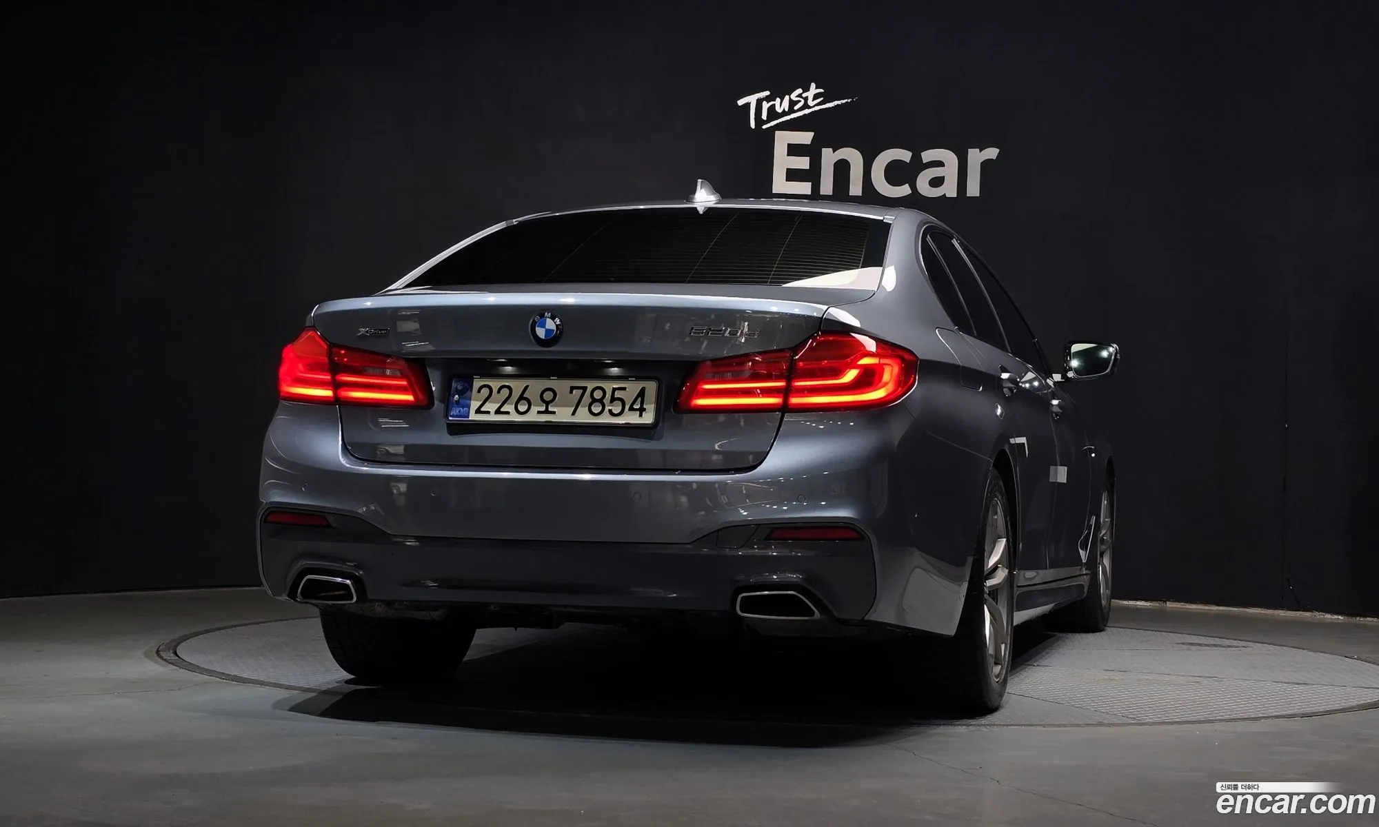 BMW 5 Series 2019 — 12