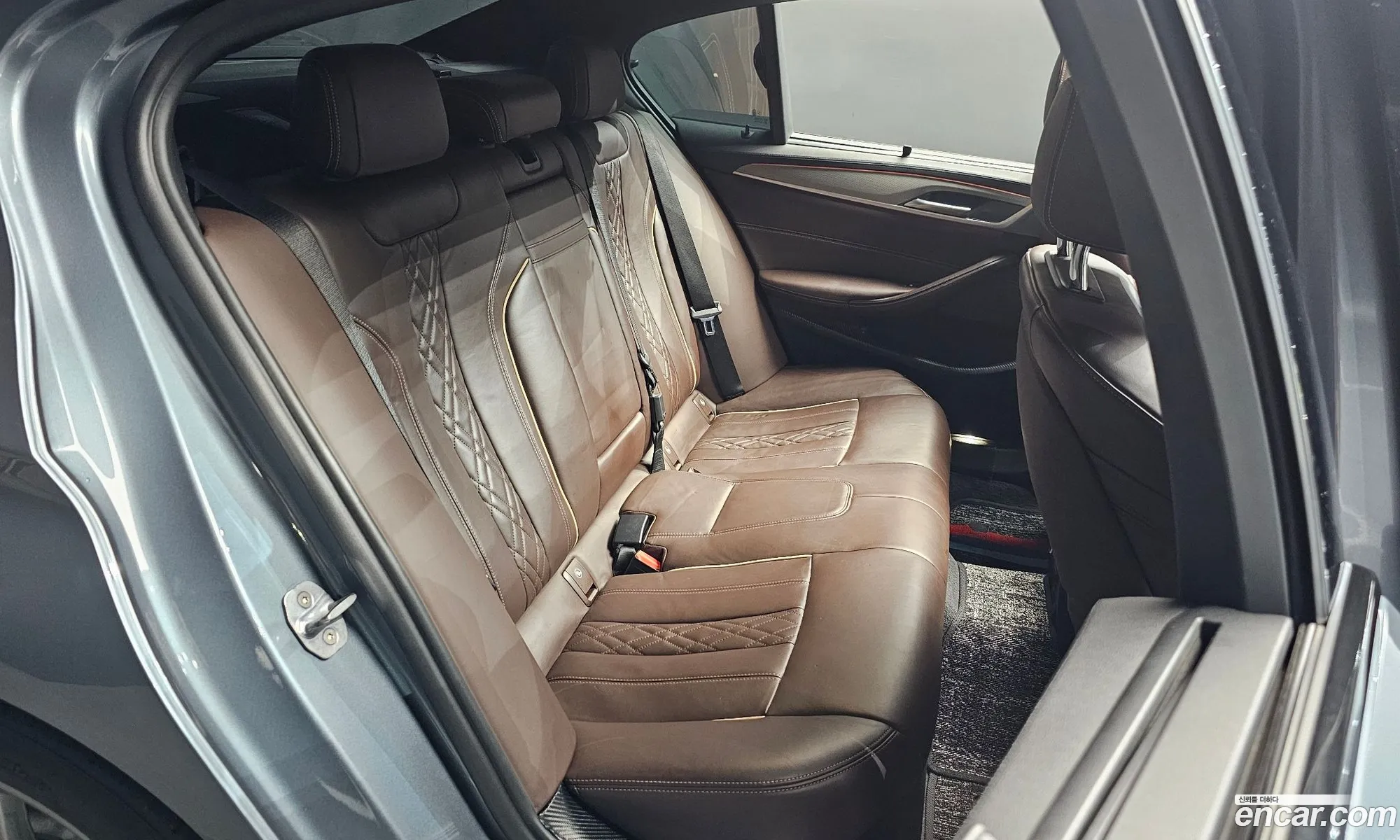 BMW 5 Series 2019 — 23