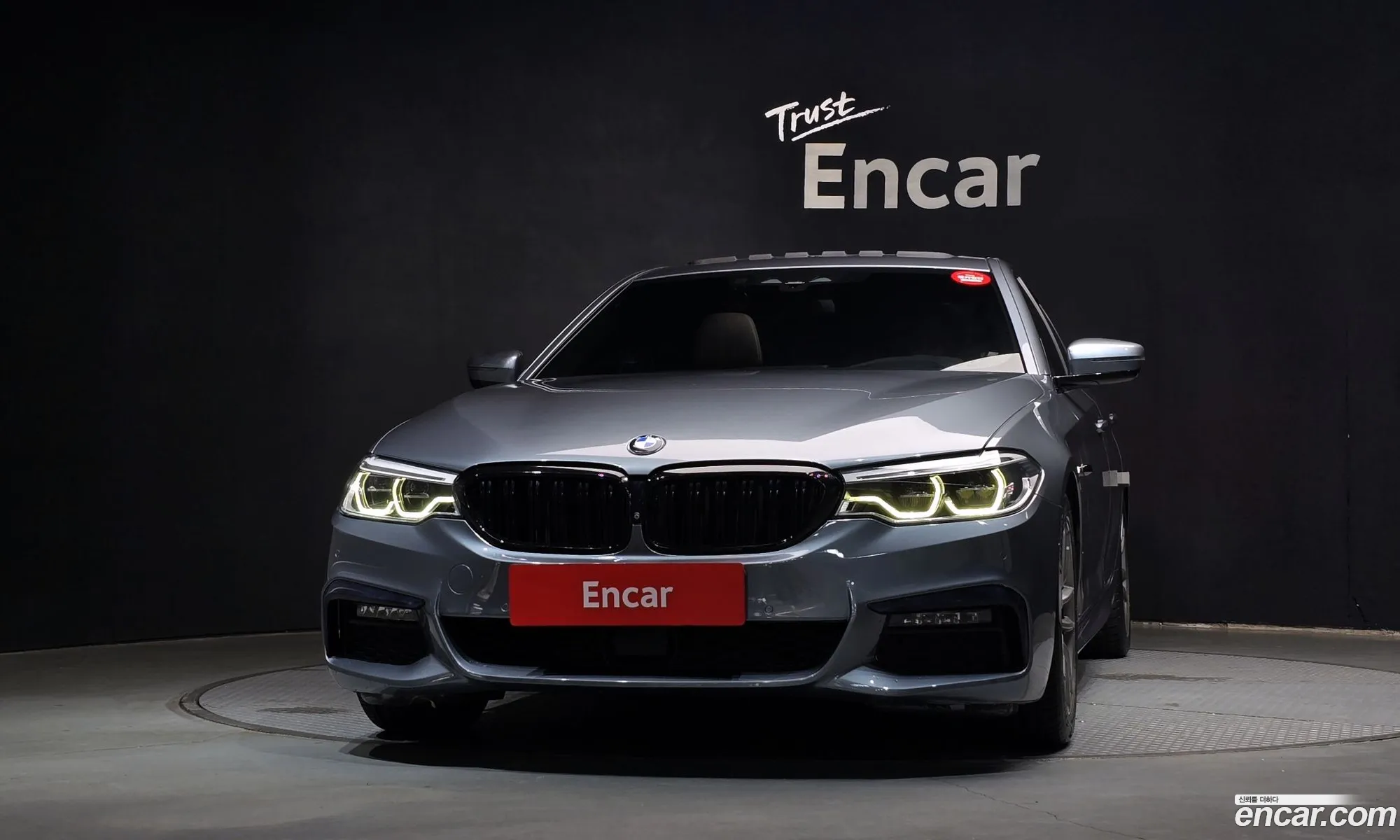 BMW 5 Series 2019 — 28