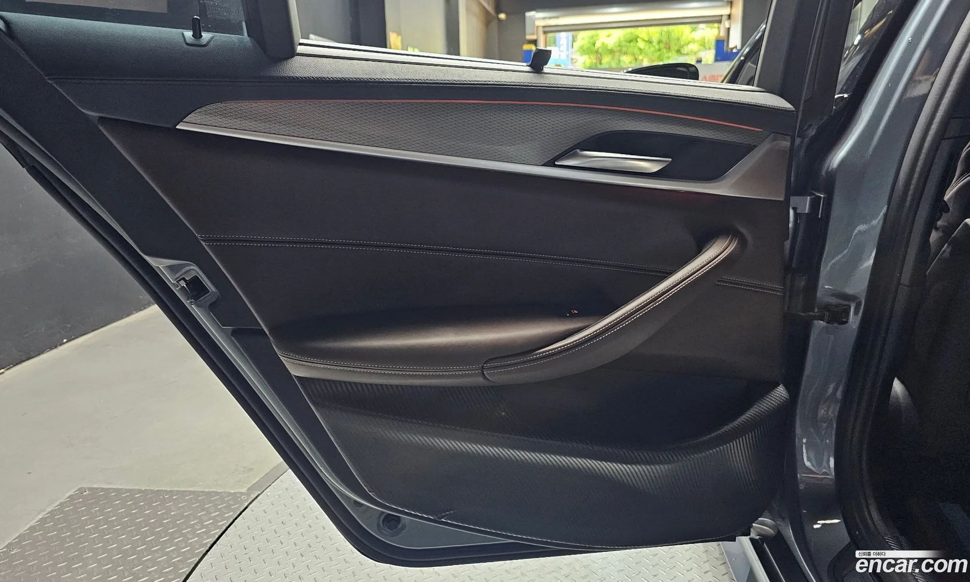BMW 5 Series 2019 — 18