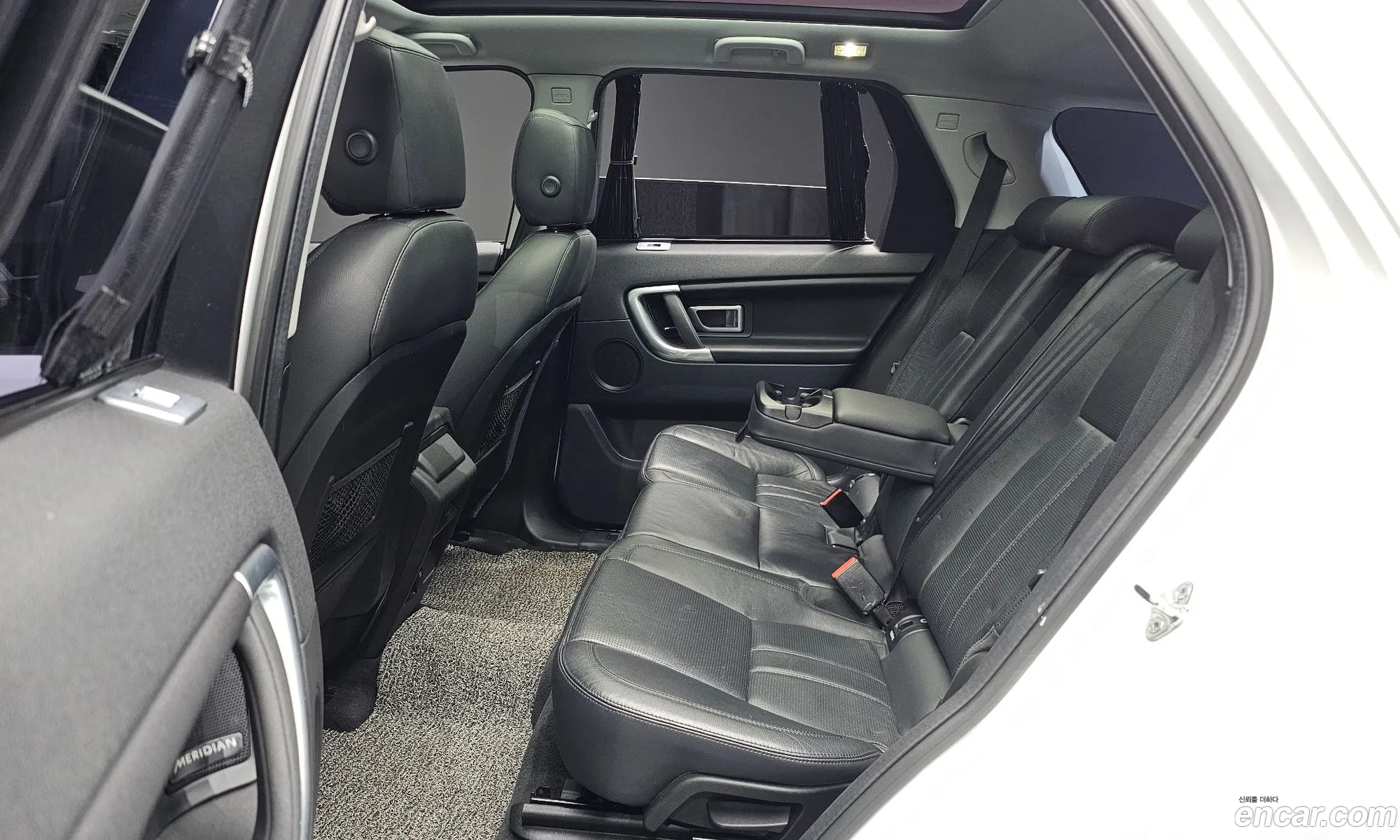 Land Rover Discovery Sport 2017 — 19
