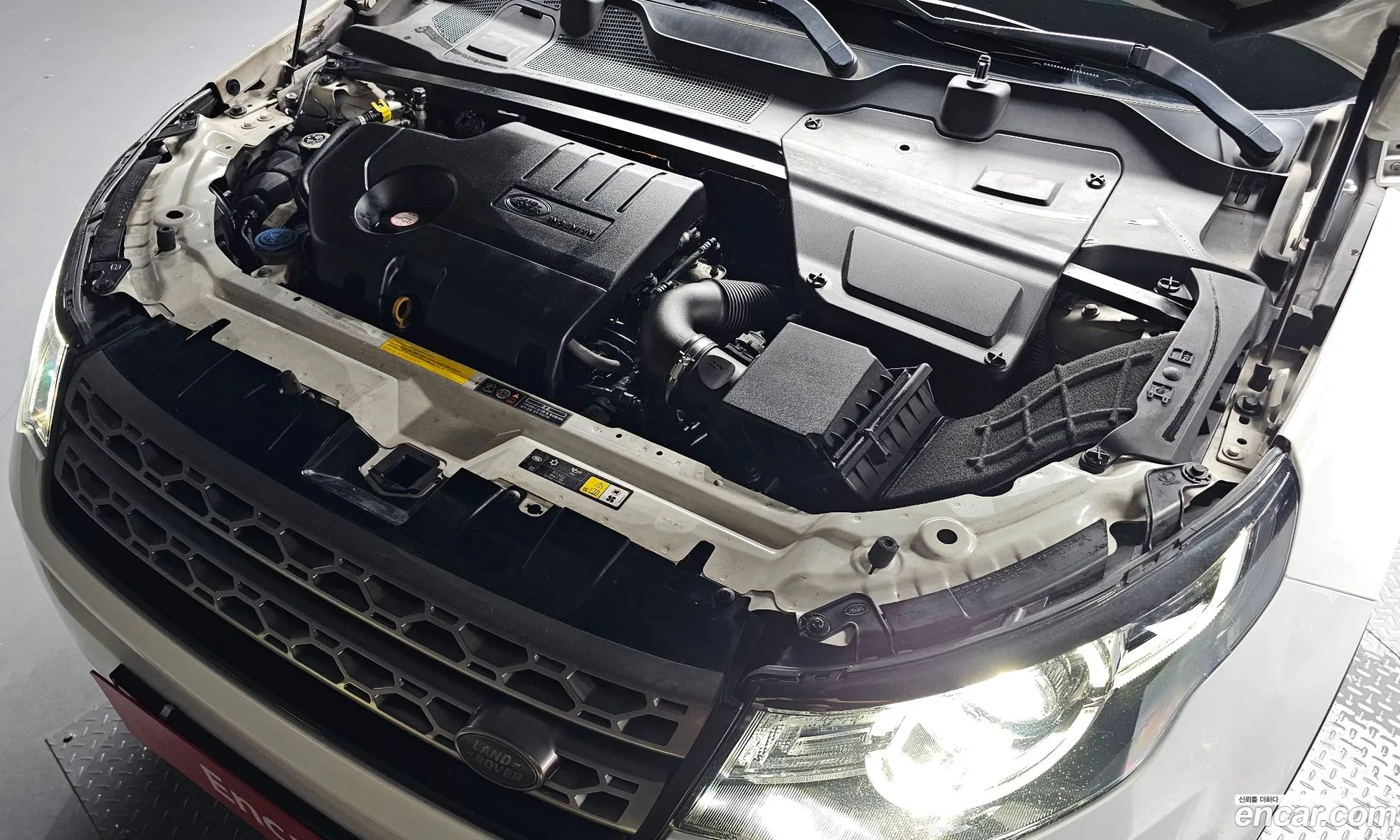 Land Rover Discovery Sport 2017 — 4