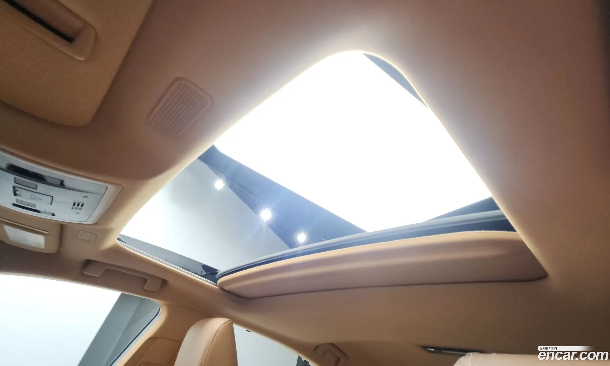 Lexus ES300h 7th Gen 2024 — 23