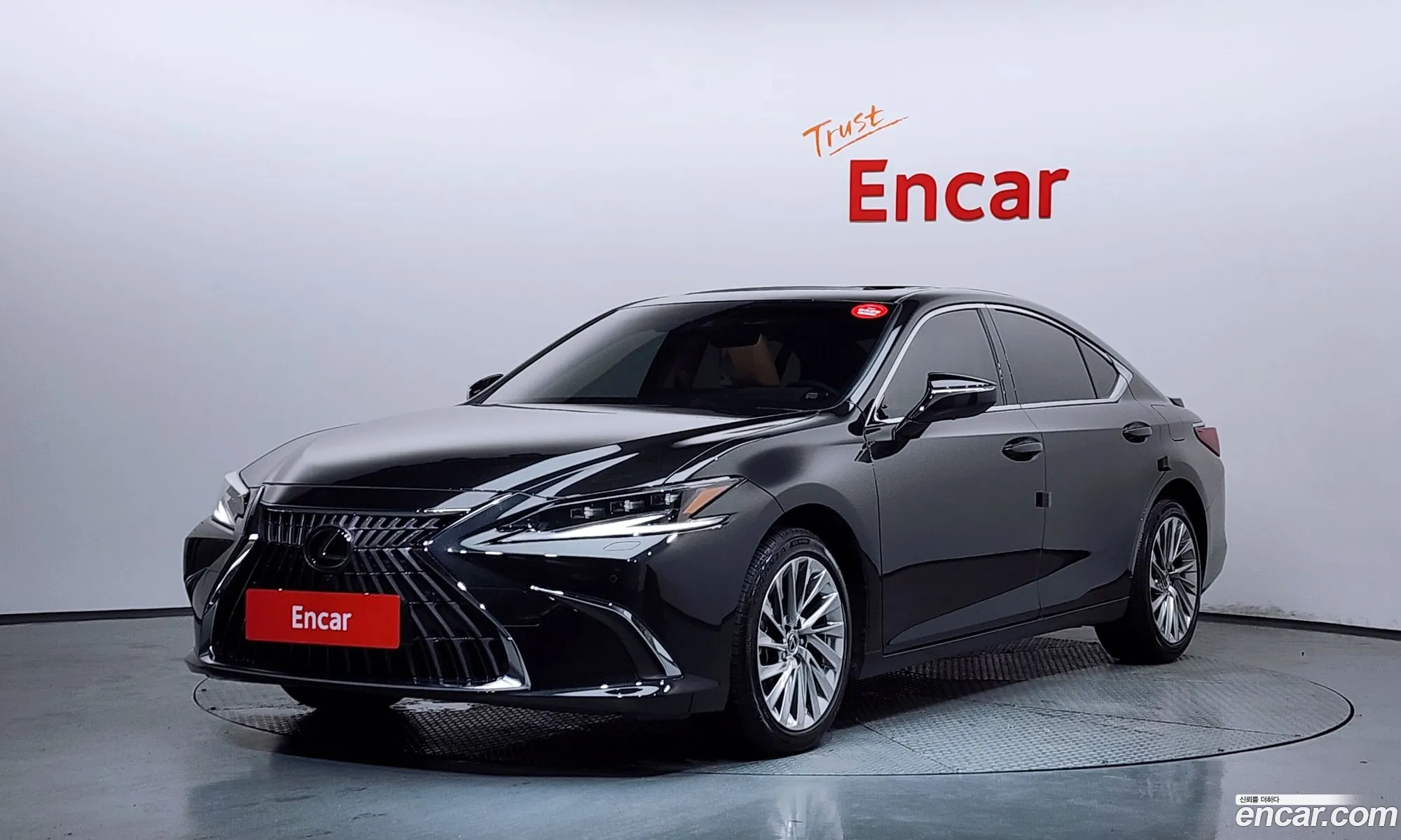 Lexus ES300h 7th Gen 2024 — 34
