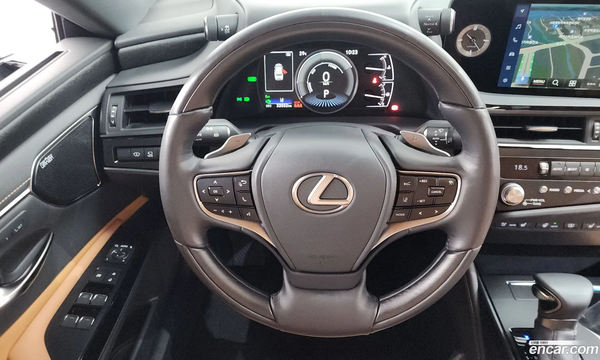 Lexus ES300h 7th Gen 2024 — 26