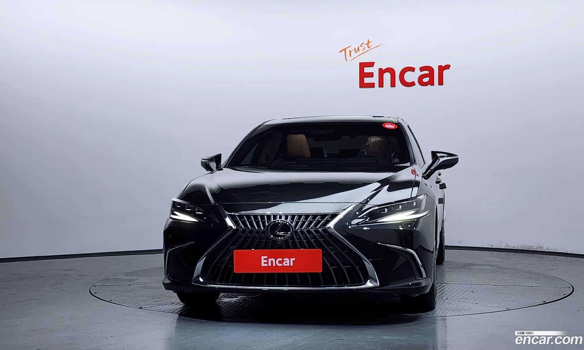 Lexus ES300h 7th Gen 2024 — 13