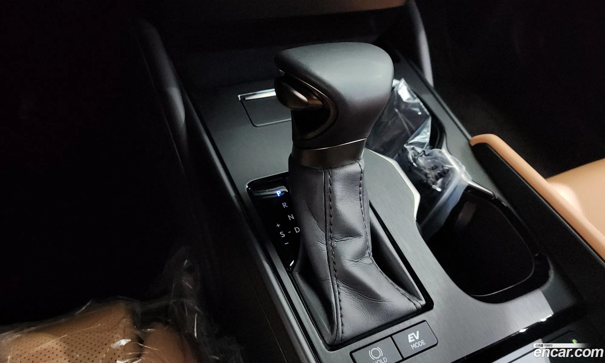 Lexus ES300h 7th Gen 2024 — 31