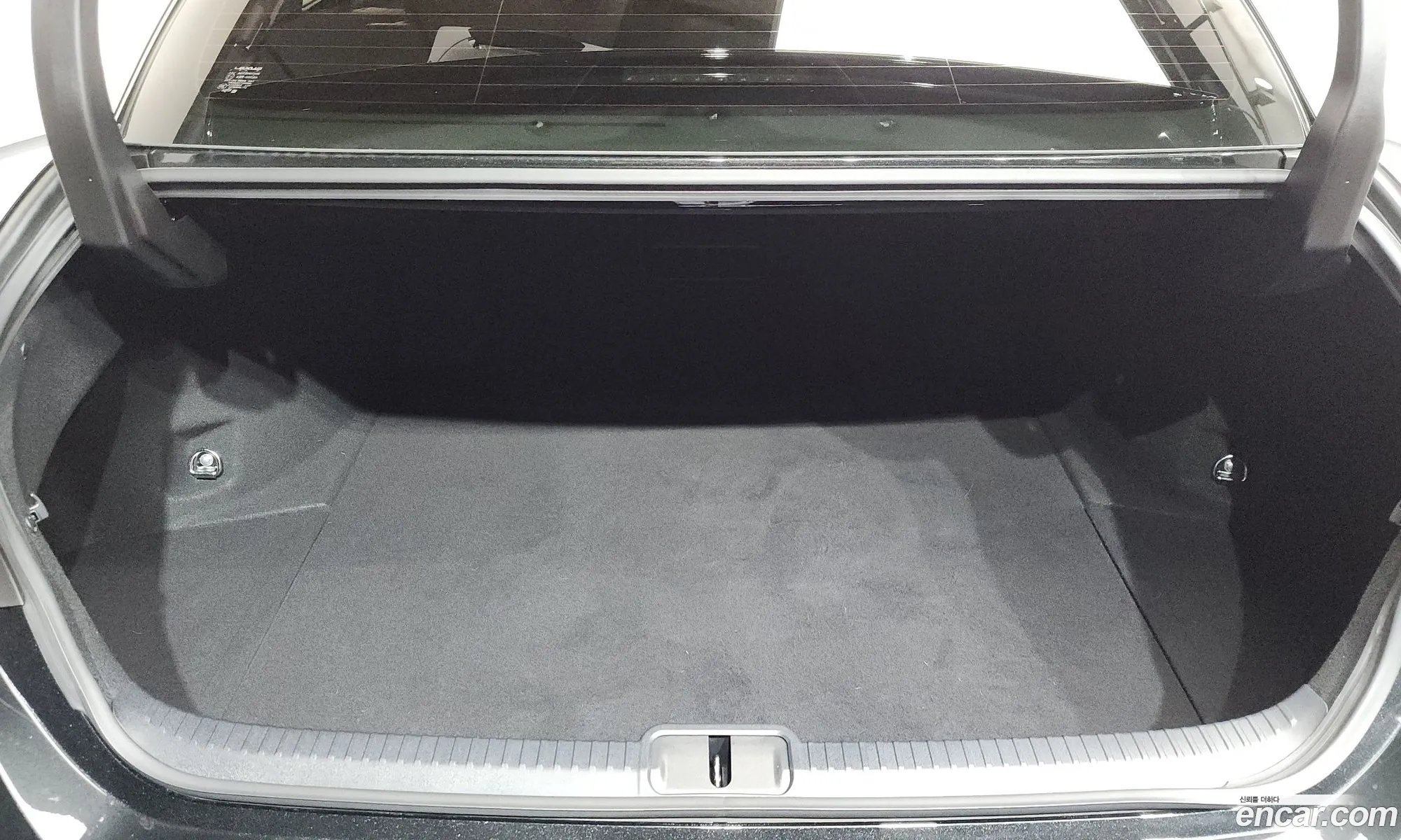 Lexus ES300h 7th Gen 2024 — 10