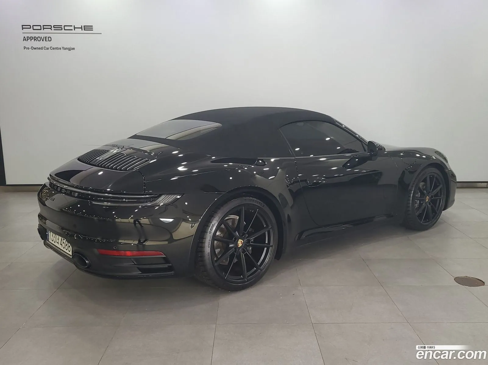 Porsche 911 2023 — 10