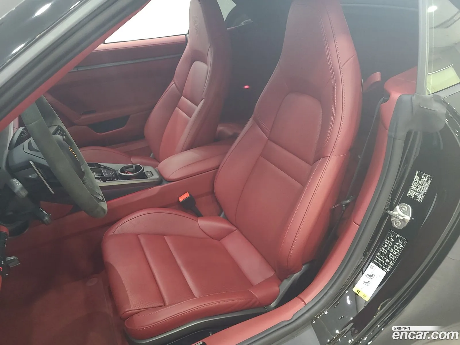 Porsche 911 2023 — 18