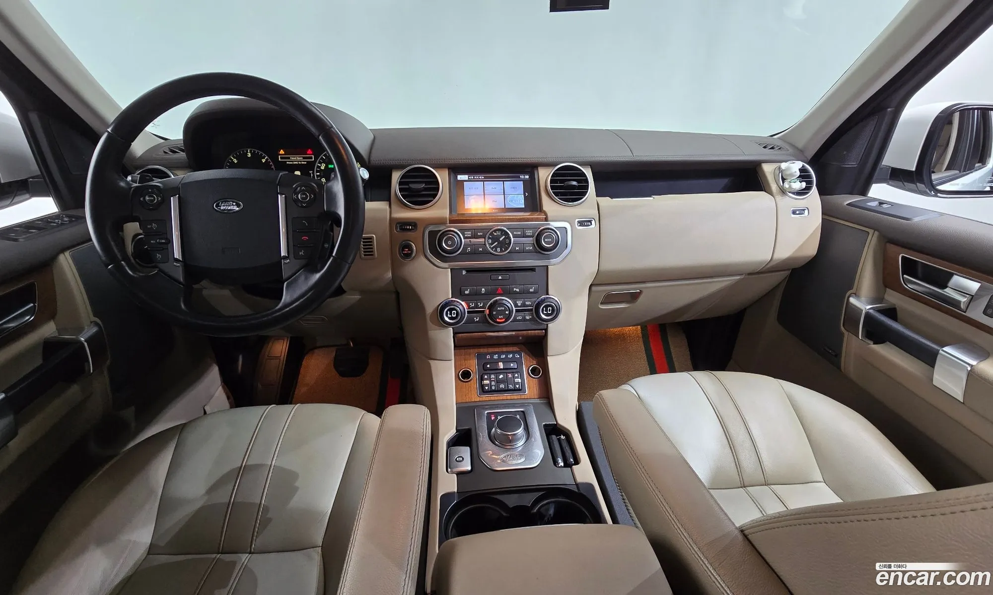 Land Rover Discovery 4 2016 — 18