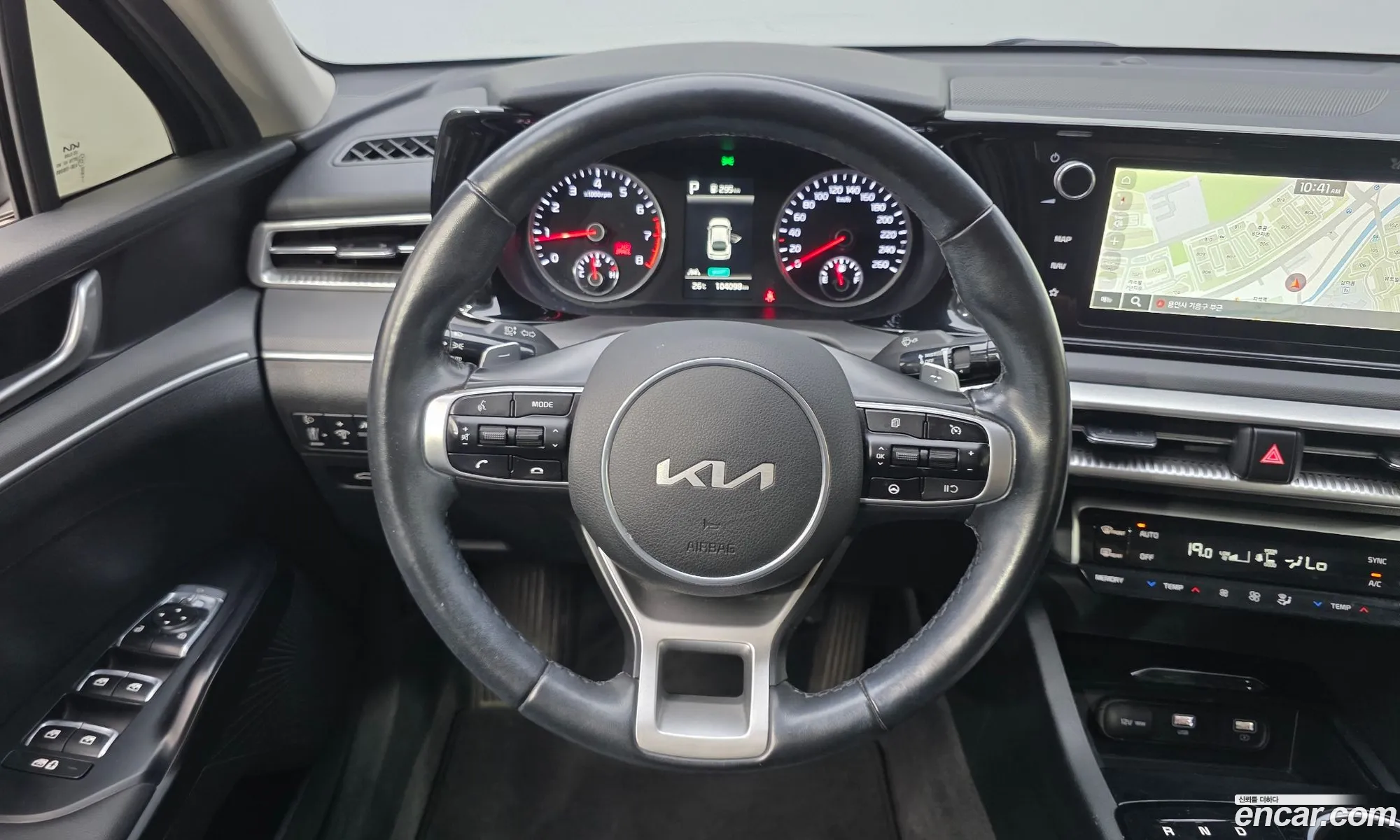 Kia K5 2021 — 10