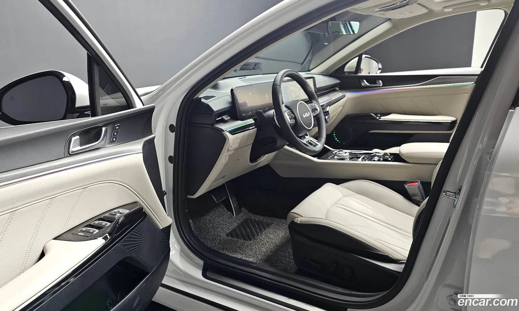 Kia K5 Hybrid 2026 — 14