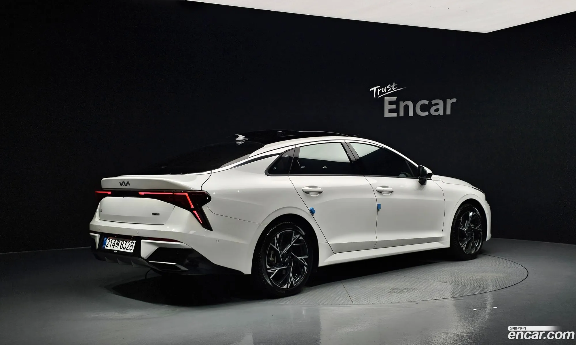 Kia K5 Hybrid 2026 — 10