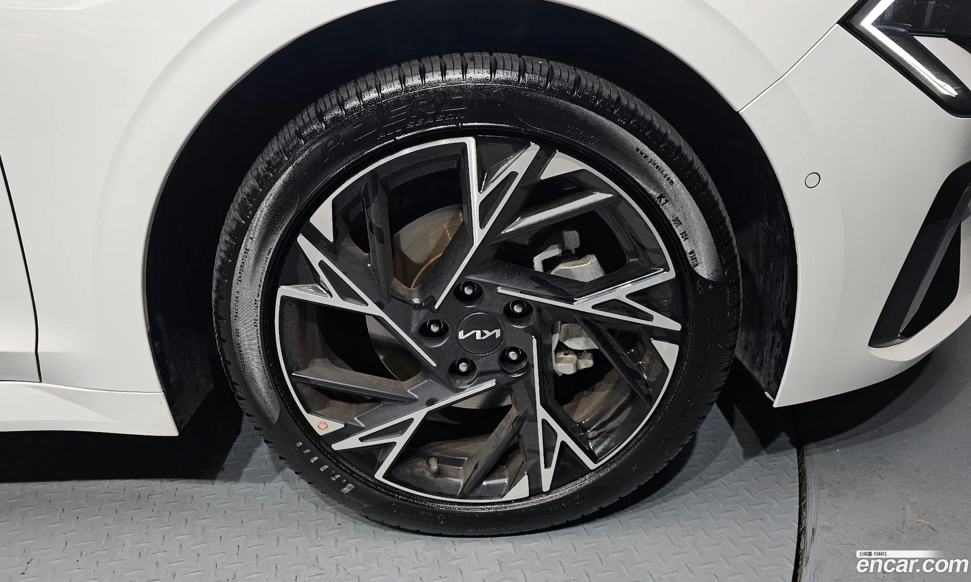 Kia K5 Hybrid 2026 — 26