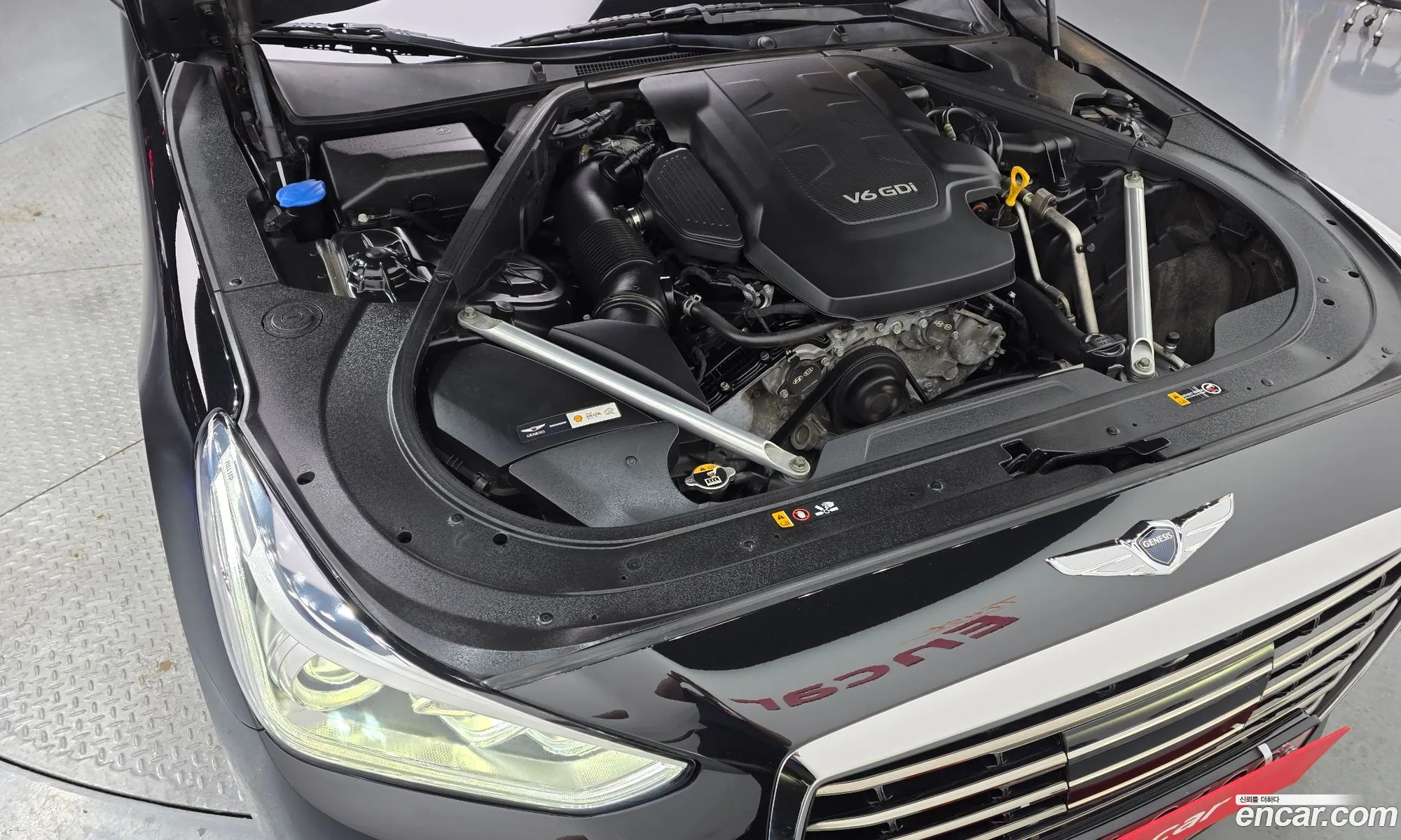 Genesis EQ900 2016 — 37