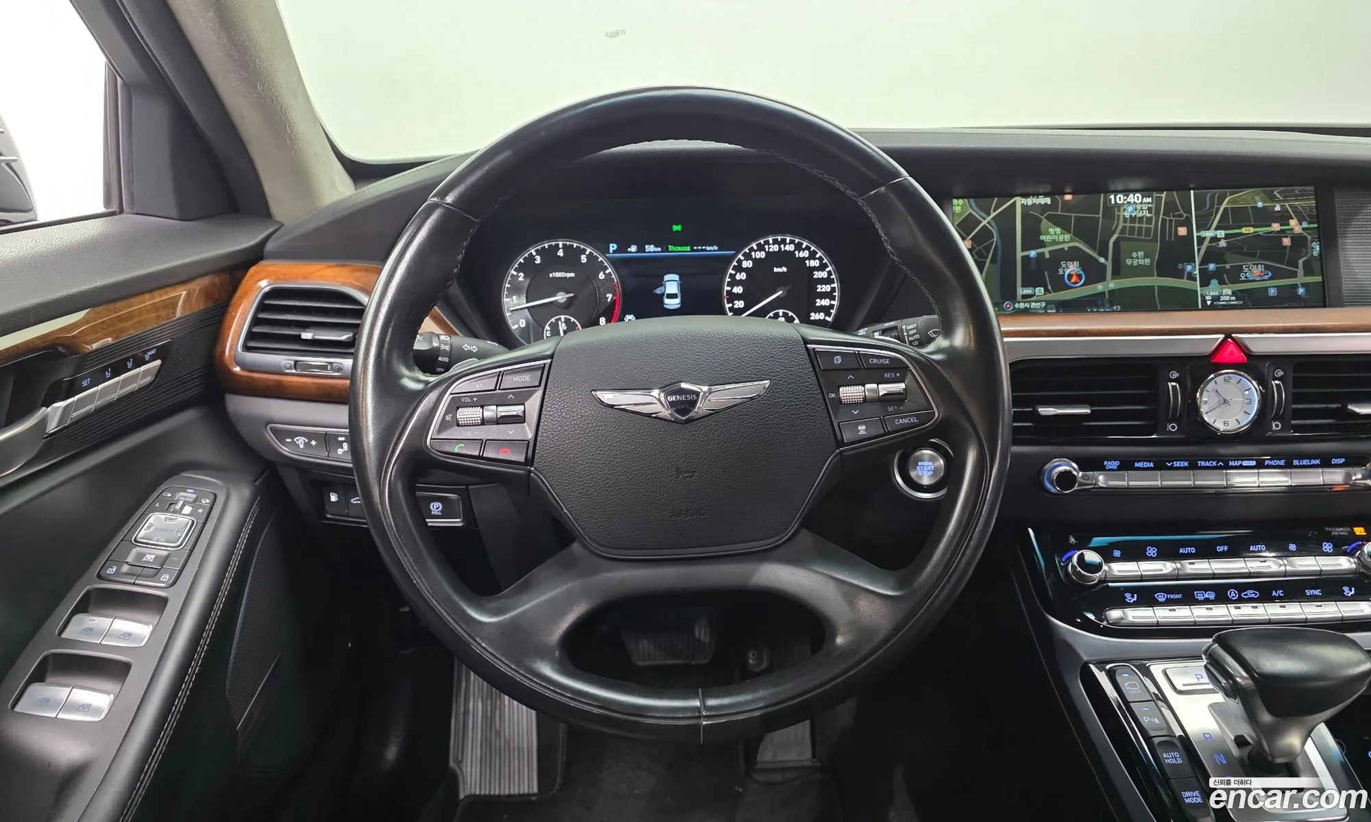Genesis EQ900 2016 — 28