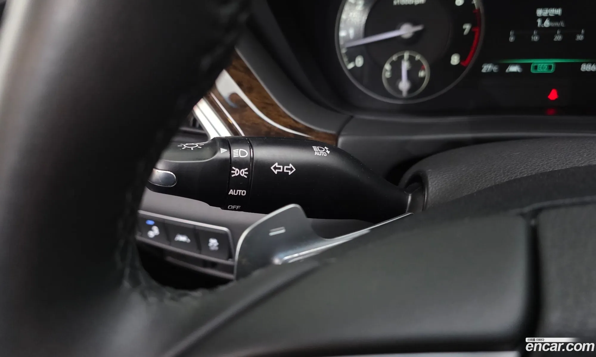 Genesis G90 2020 — 31