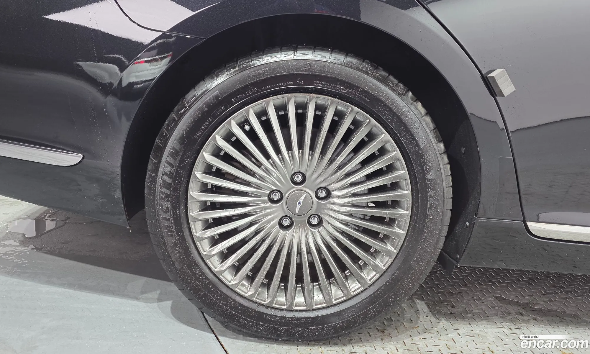 Genesis G90 2020 — 18