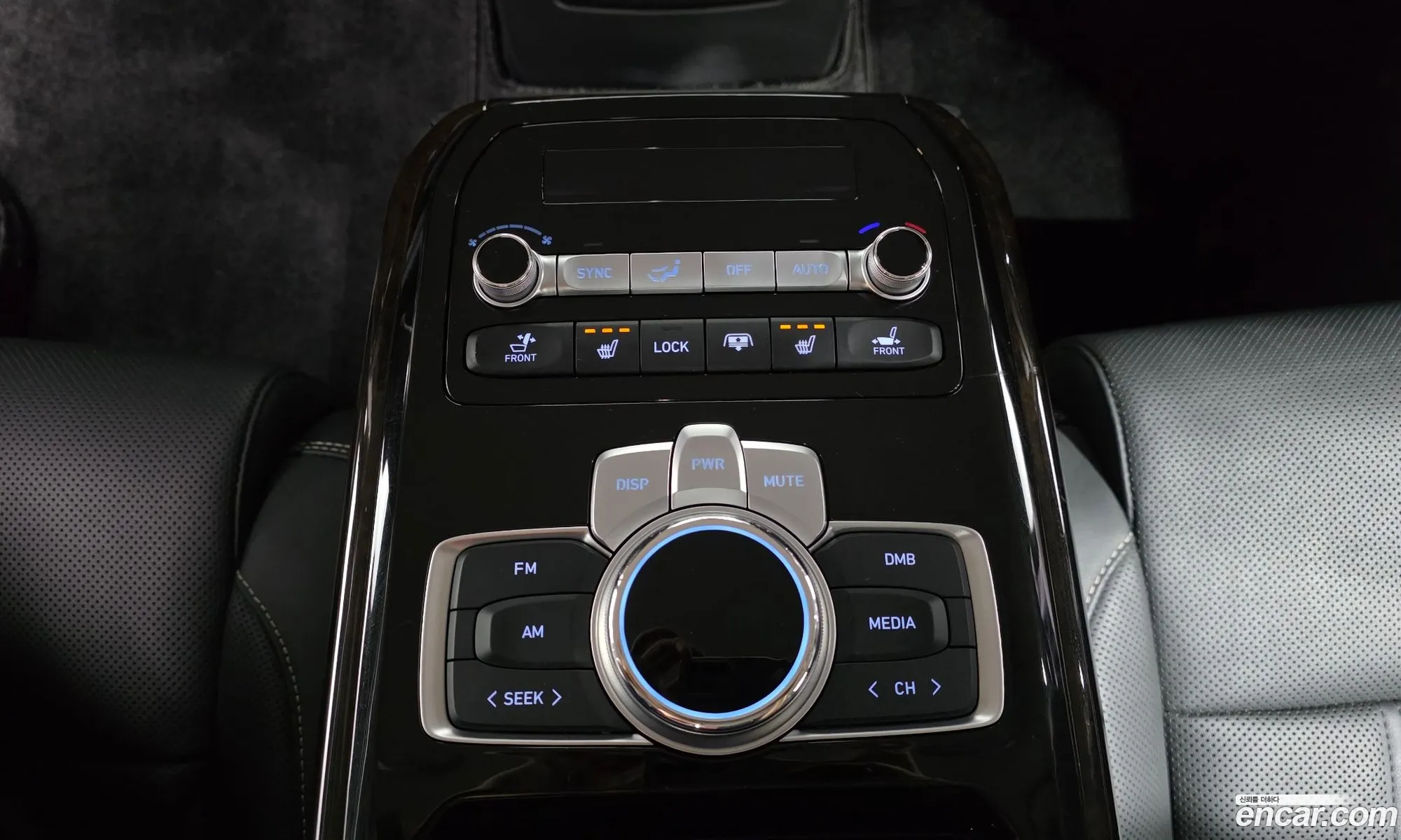 Genesis G90 2020 — 13