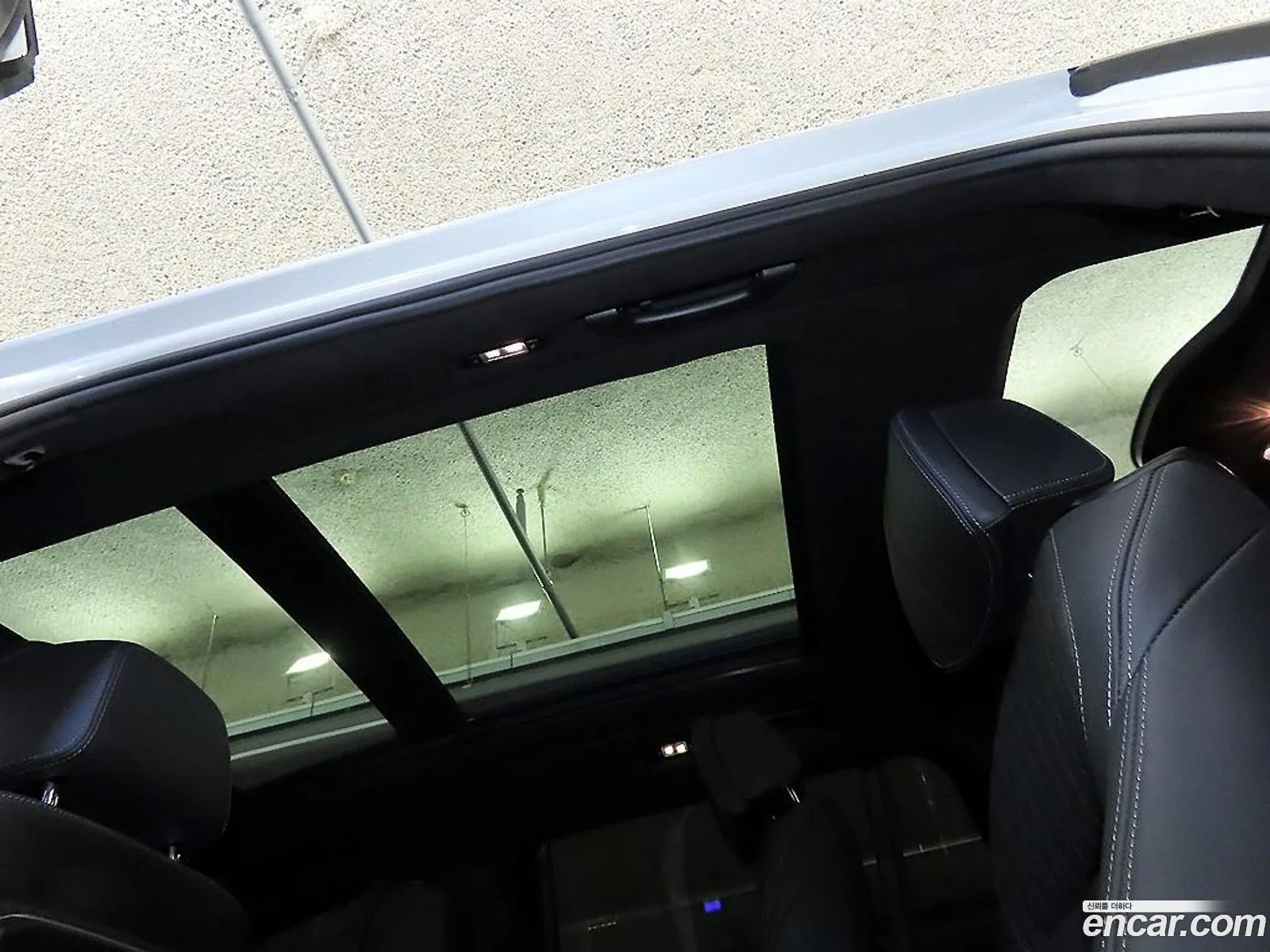 BMW X7 2023 — 7