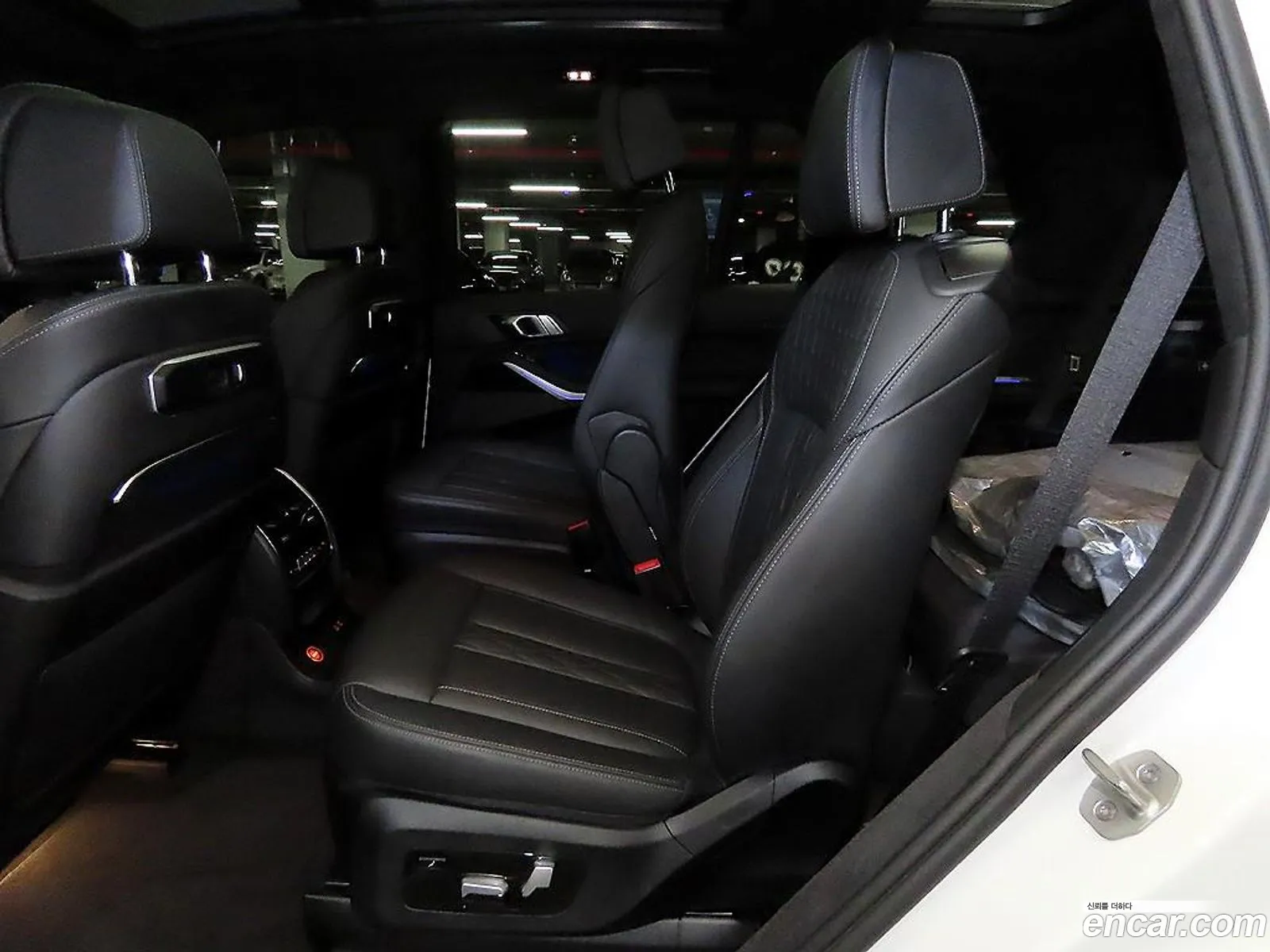 BMW X7 2023 — 18