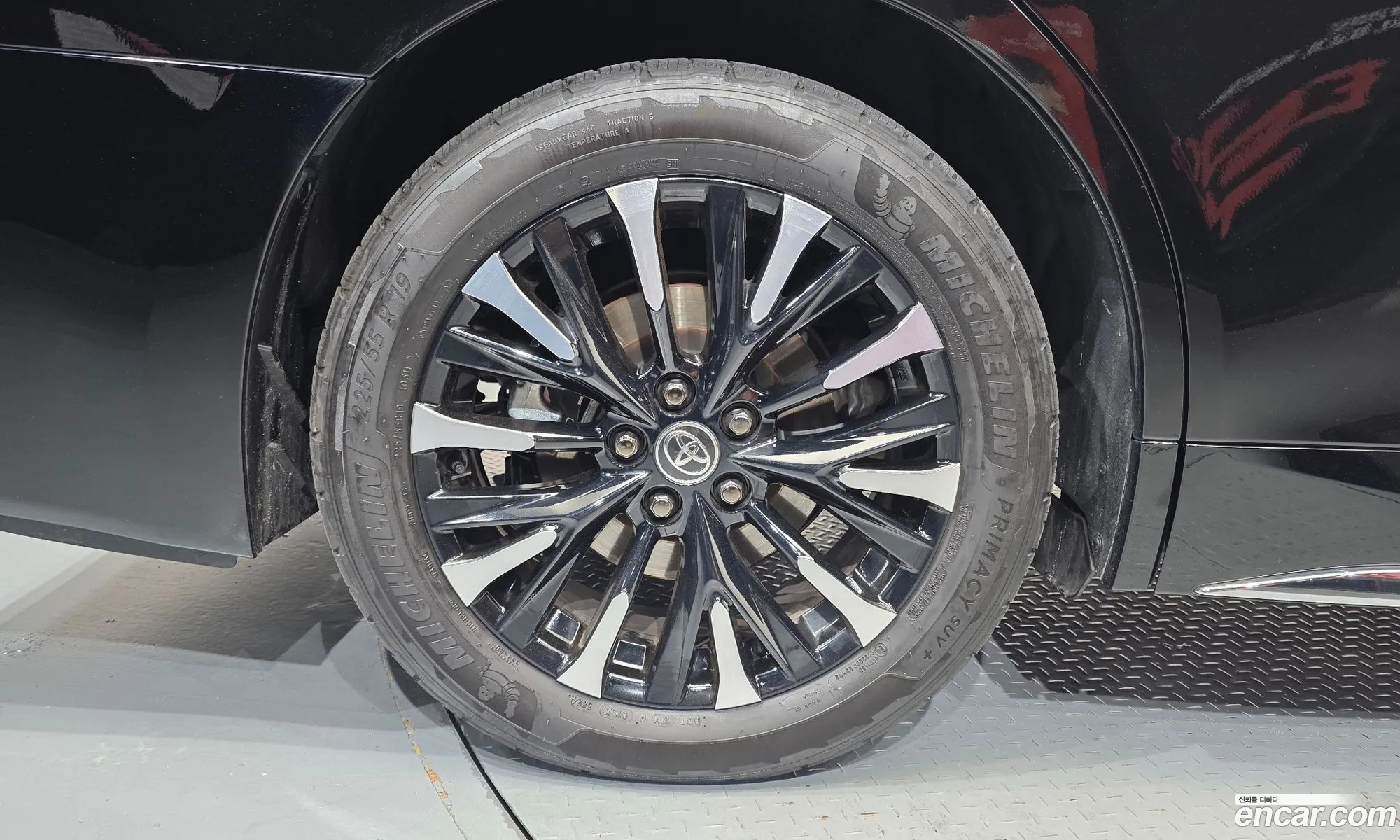 Toyota Alphard 2024 — 20