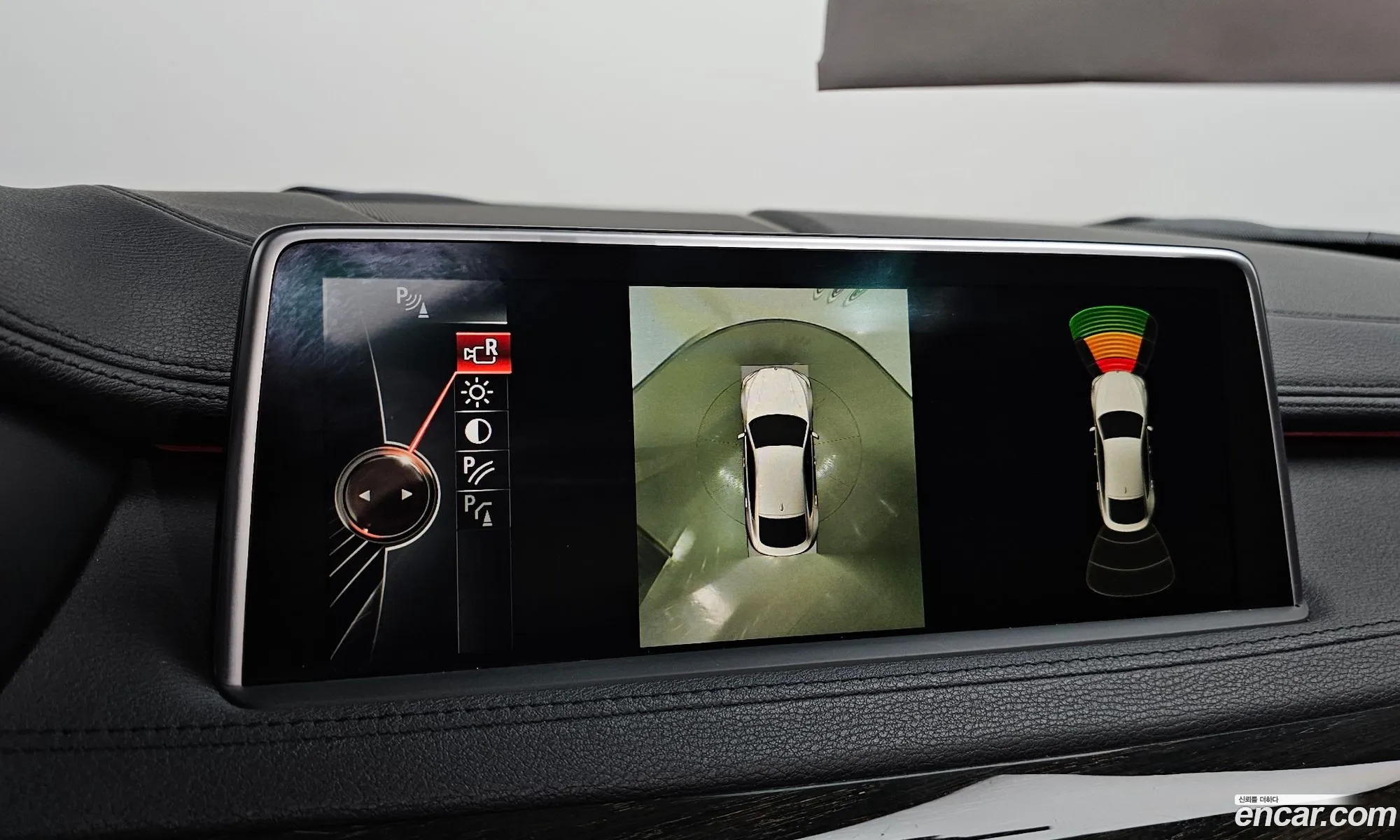 BMW X6 2015 WBAKV2108F0N22191 — 15