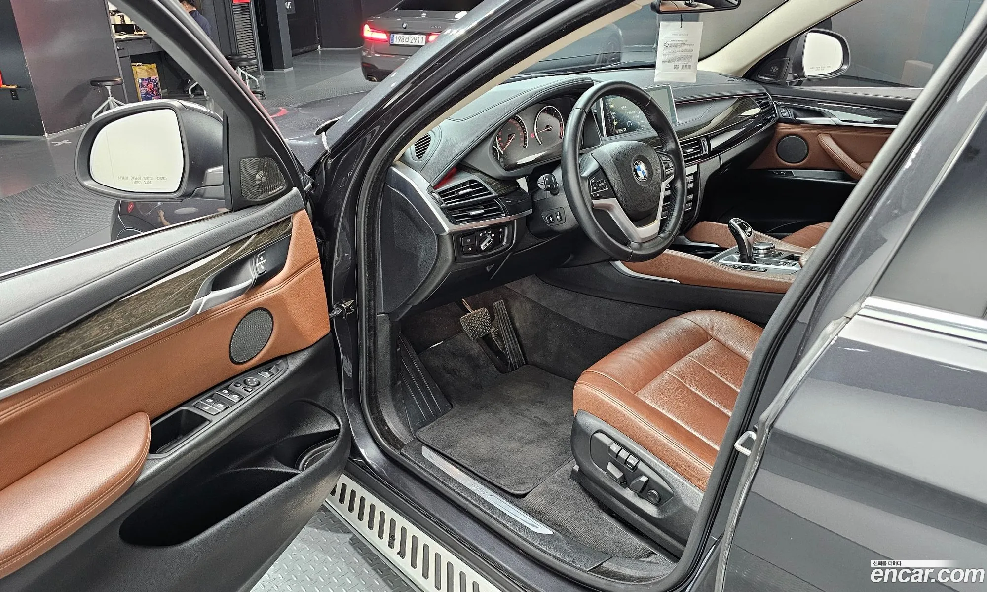 BMW X6 2015 WBAKV2108F0N22191 — 14