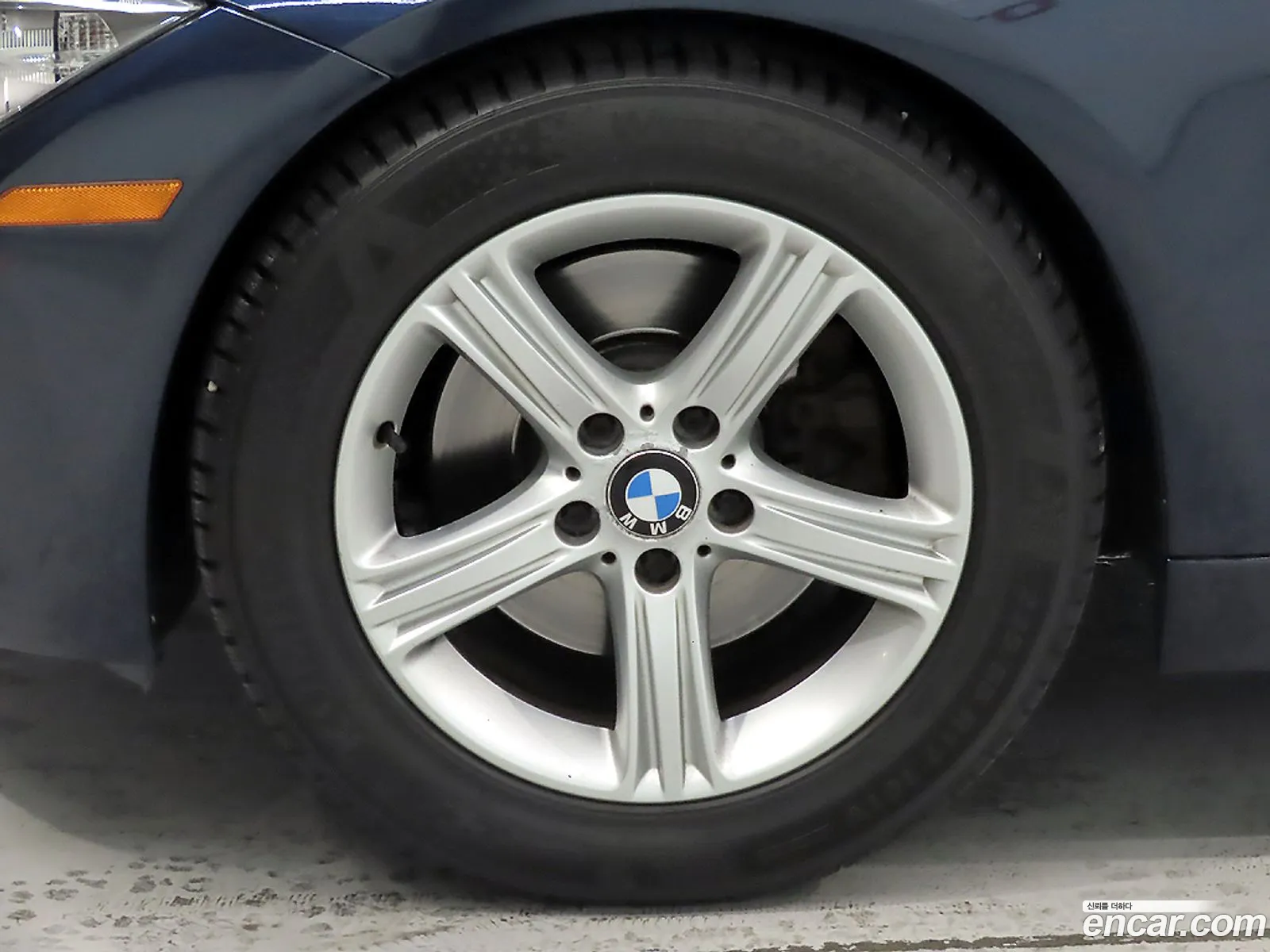 BMW 3 Series 2012 — 17