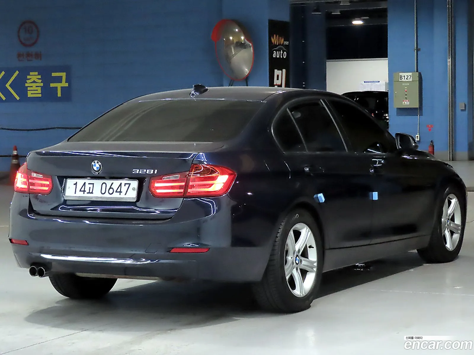 BMW 3 Series 2012 — 12