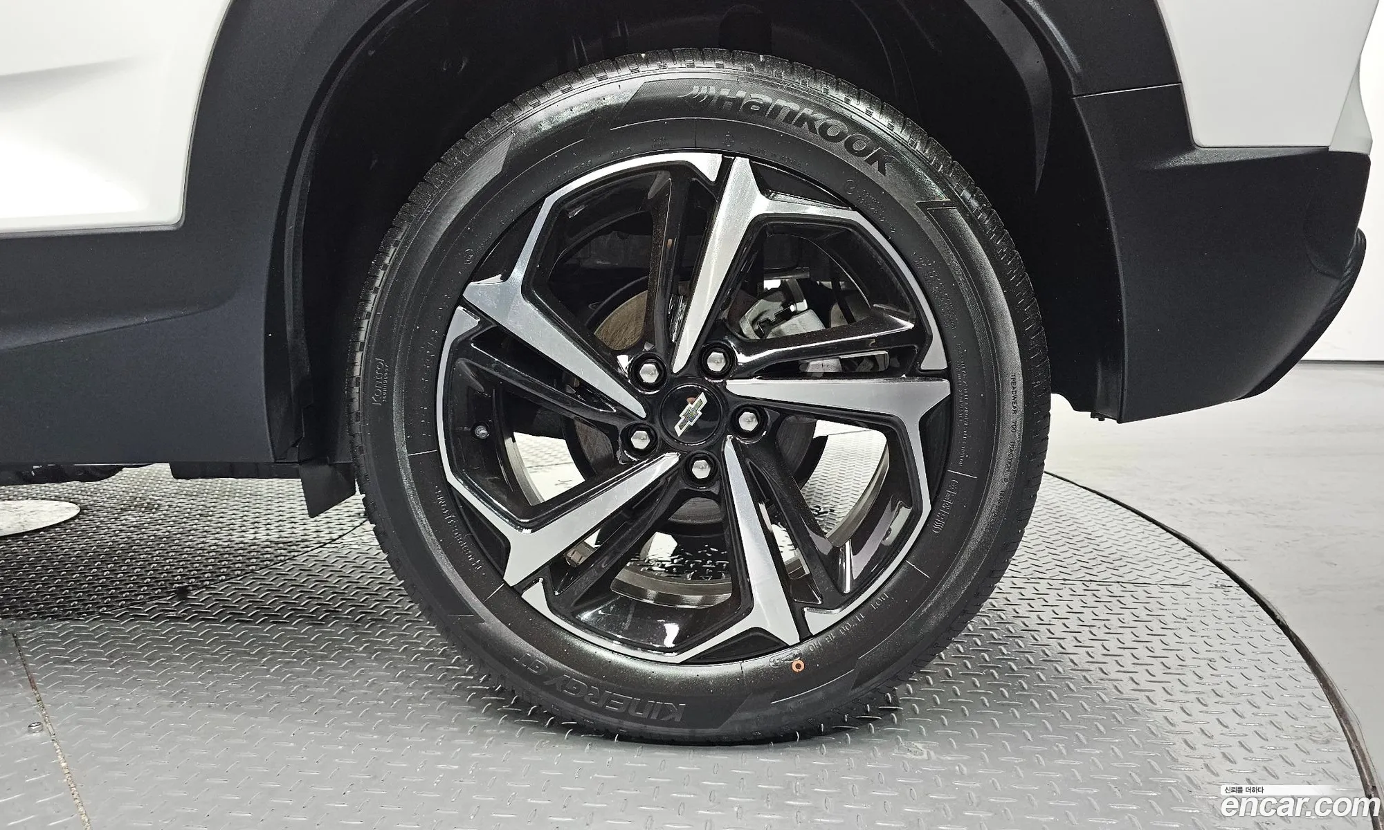 Chevrolet (GM Daewoo) Trailblazer 2022 — 12