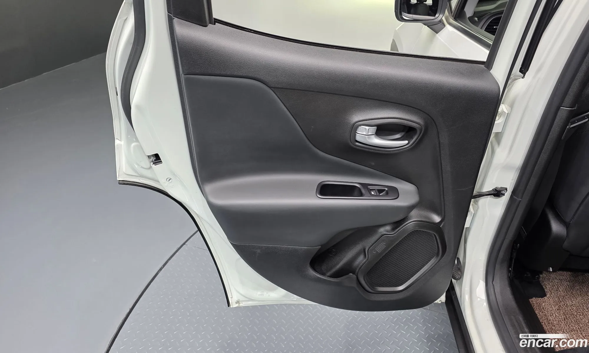 Jeep Renegade 2023 1C4NJCE1XPPP77261 — 15