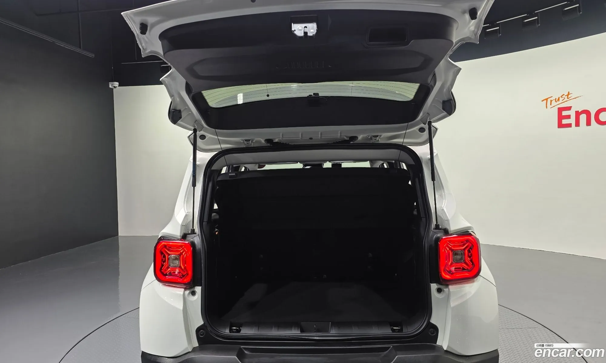 Jeep Renegade 2023 1C4NJCE1XPPP77261 — 33