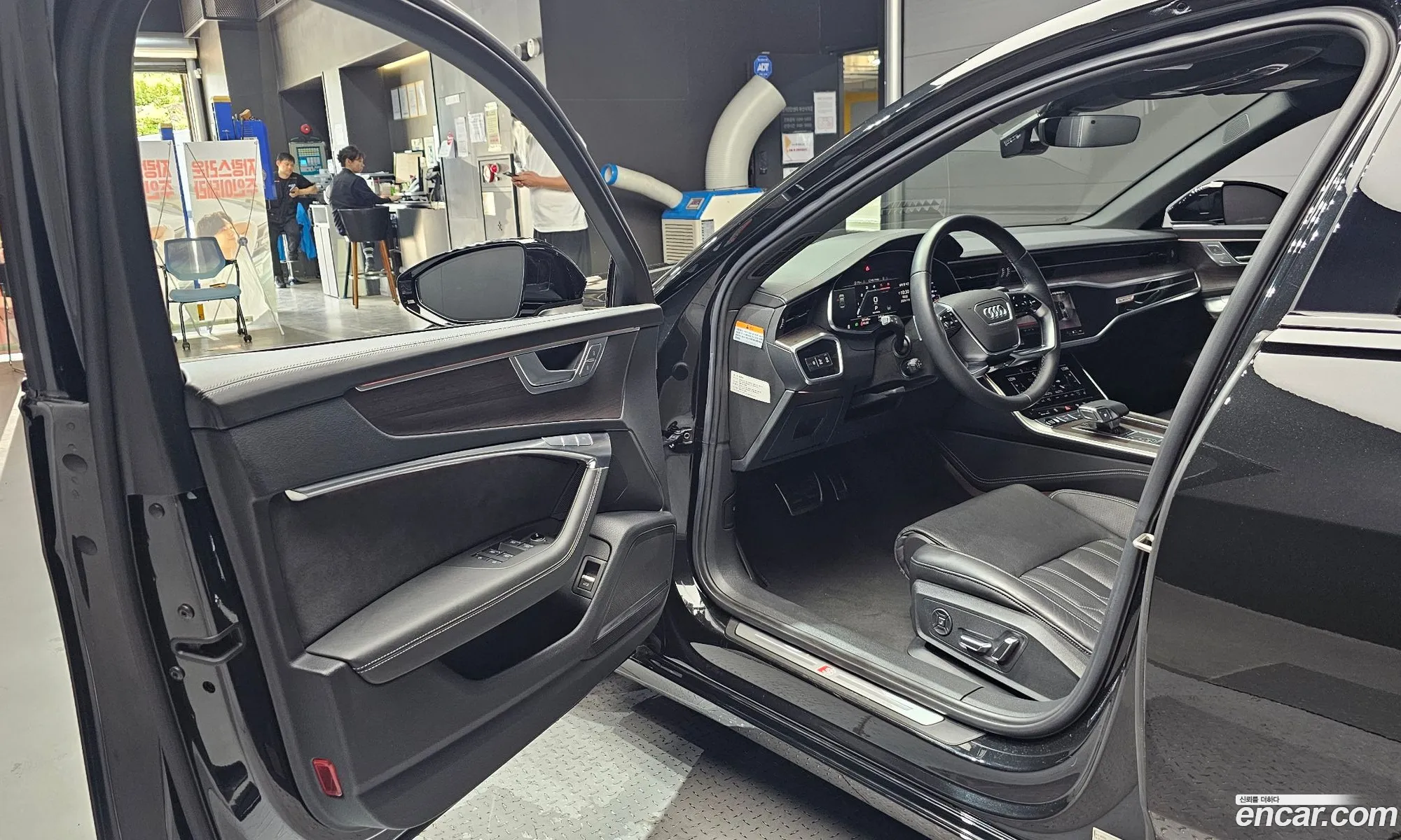 Audi A6 2022 — 34