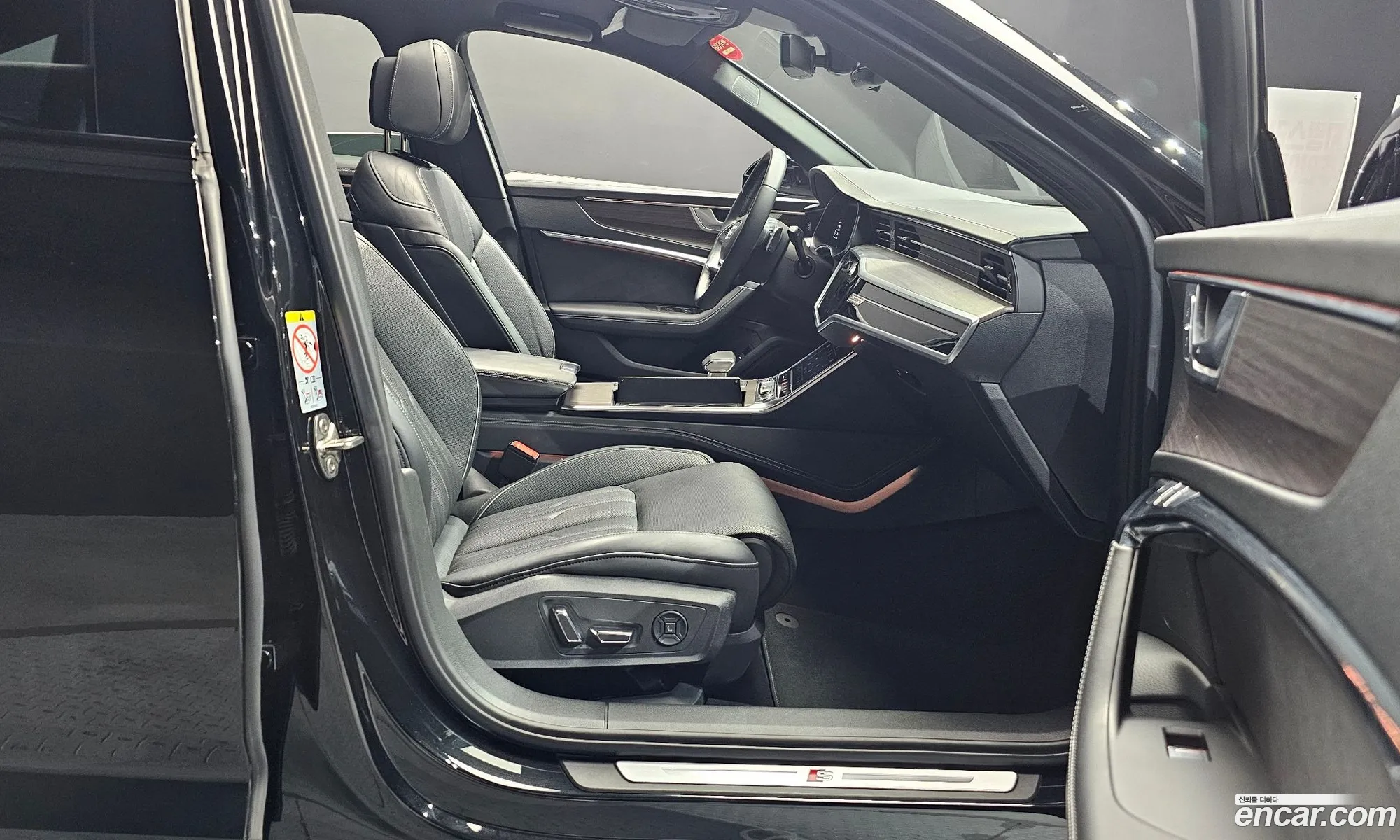 Audi A6 2022 — 22