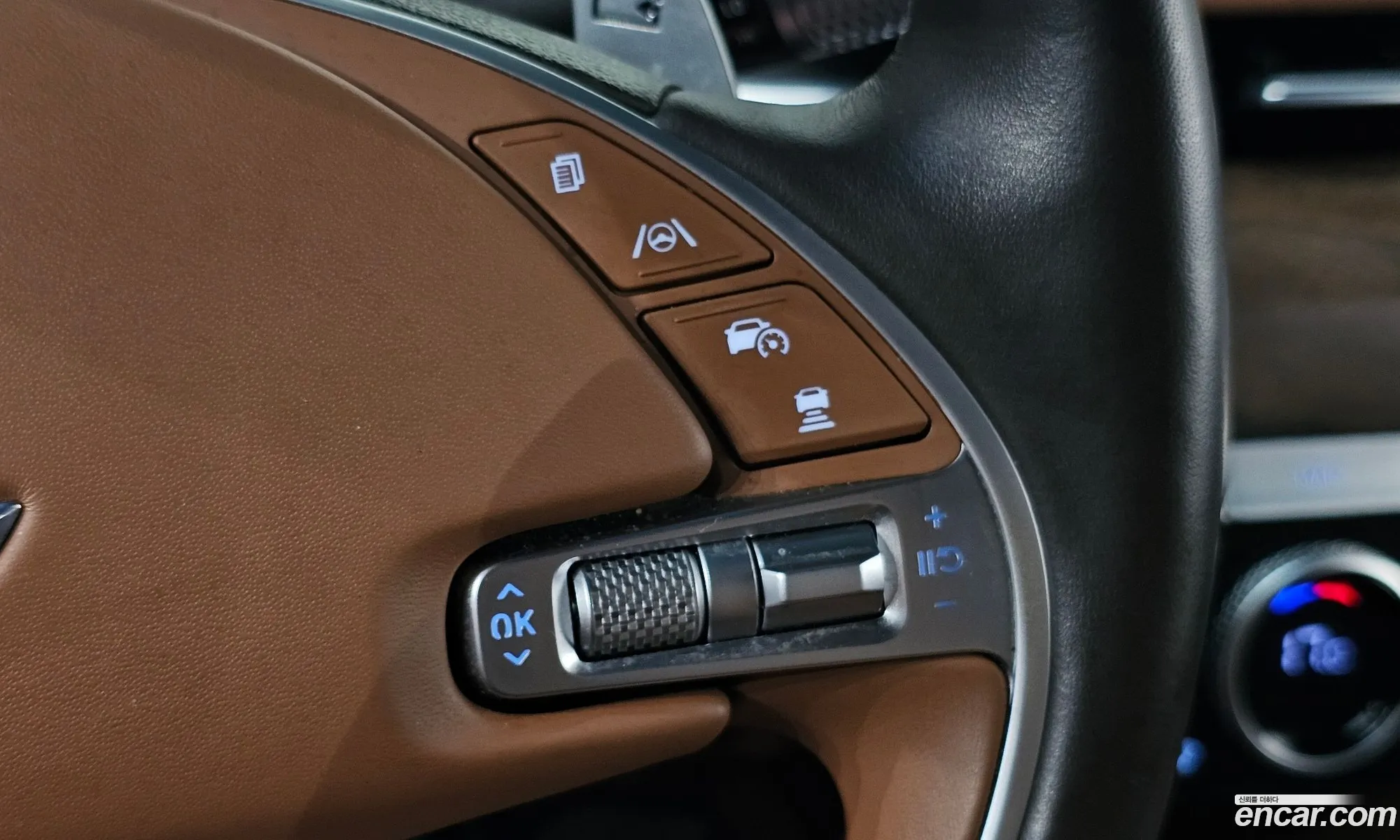 Genesis Electrified G80 2022 — 29