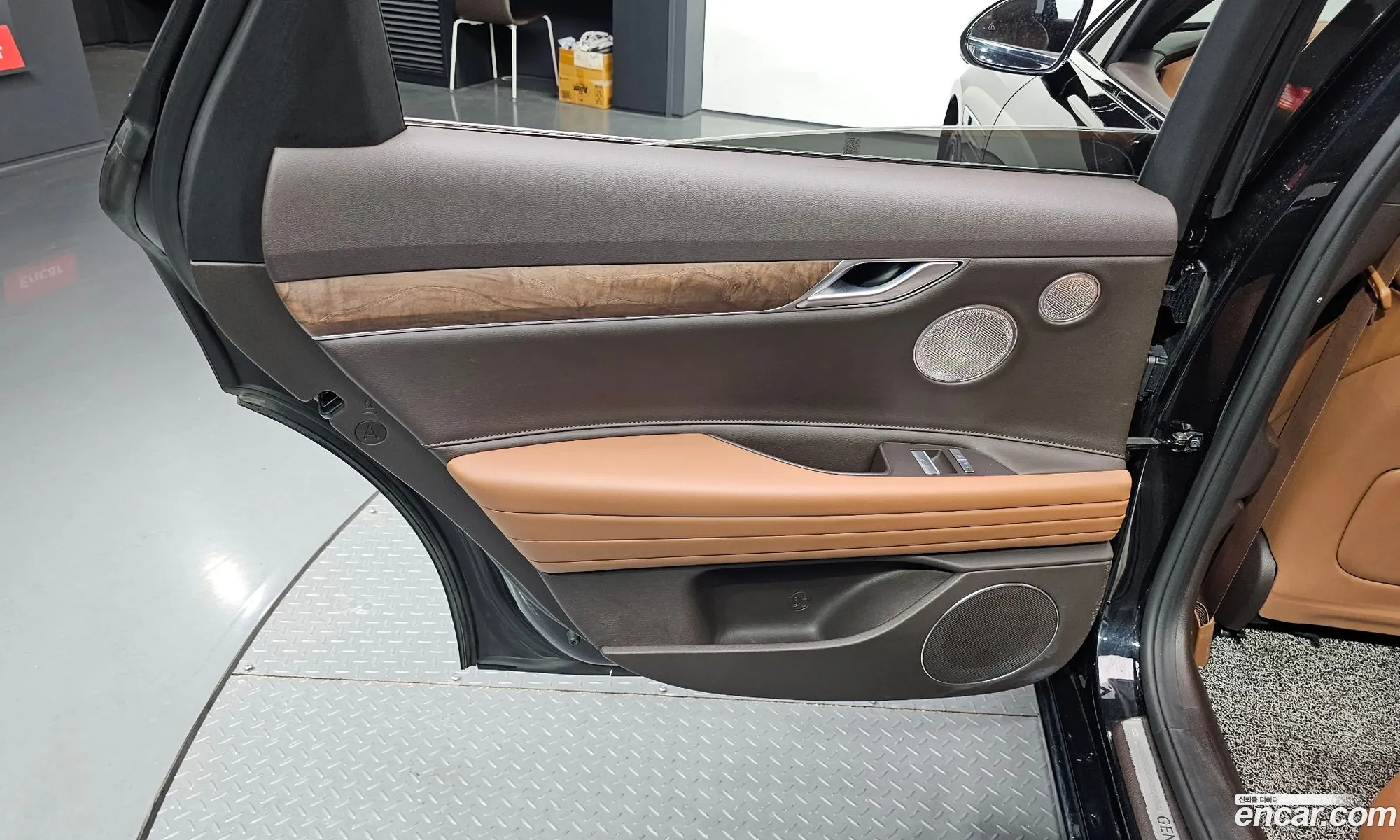 Genesis Electrified G80 2022 — 6