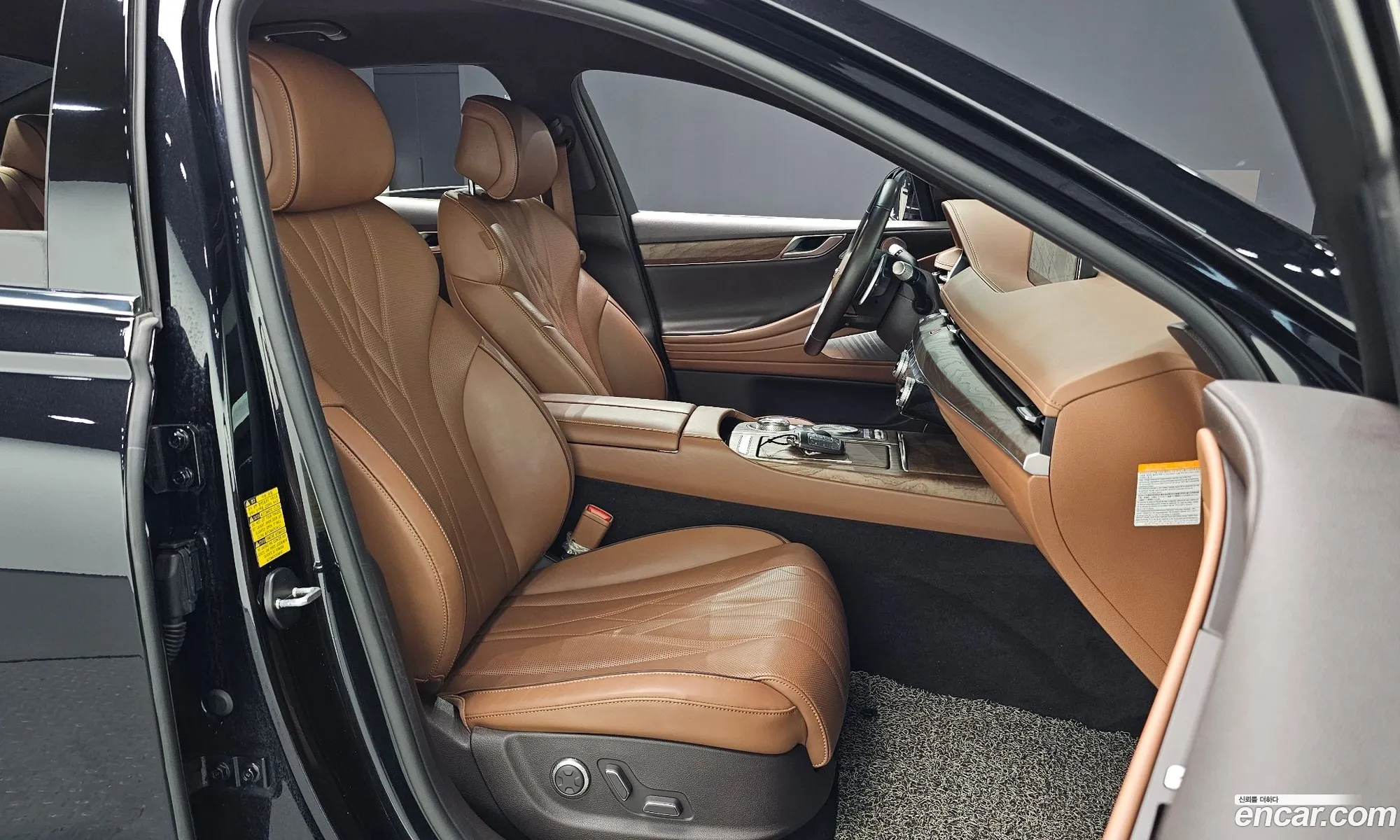 Genesis Electrified G80 2022 — 2