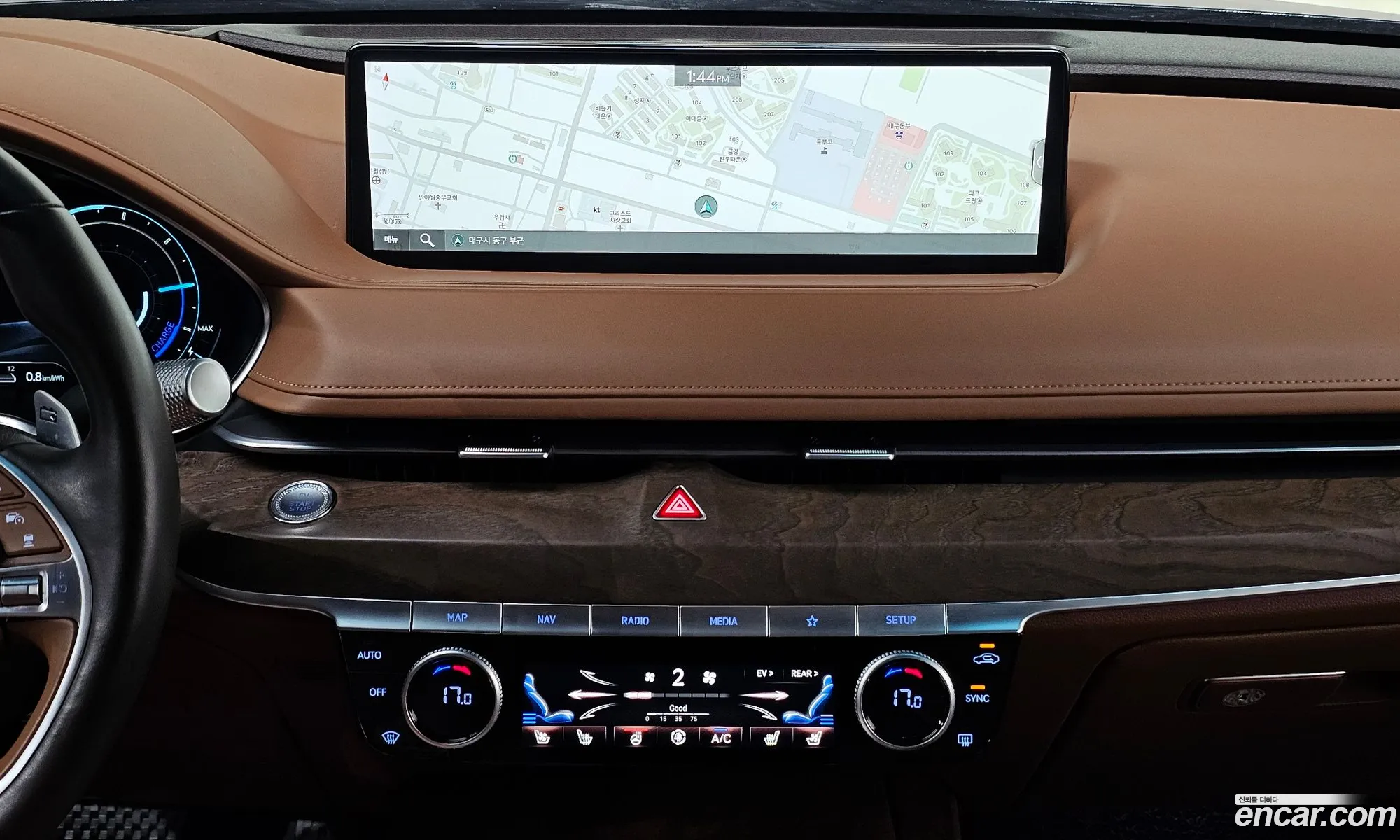 Genesis Electrified G80 2022 — 17
