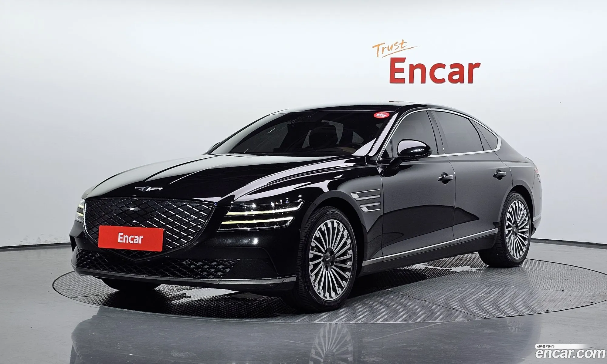 Genesis Electrified G80 2022 — 30