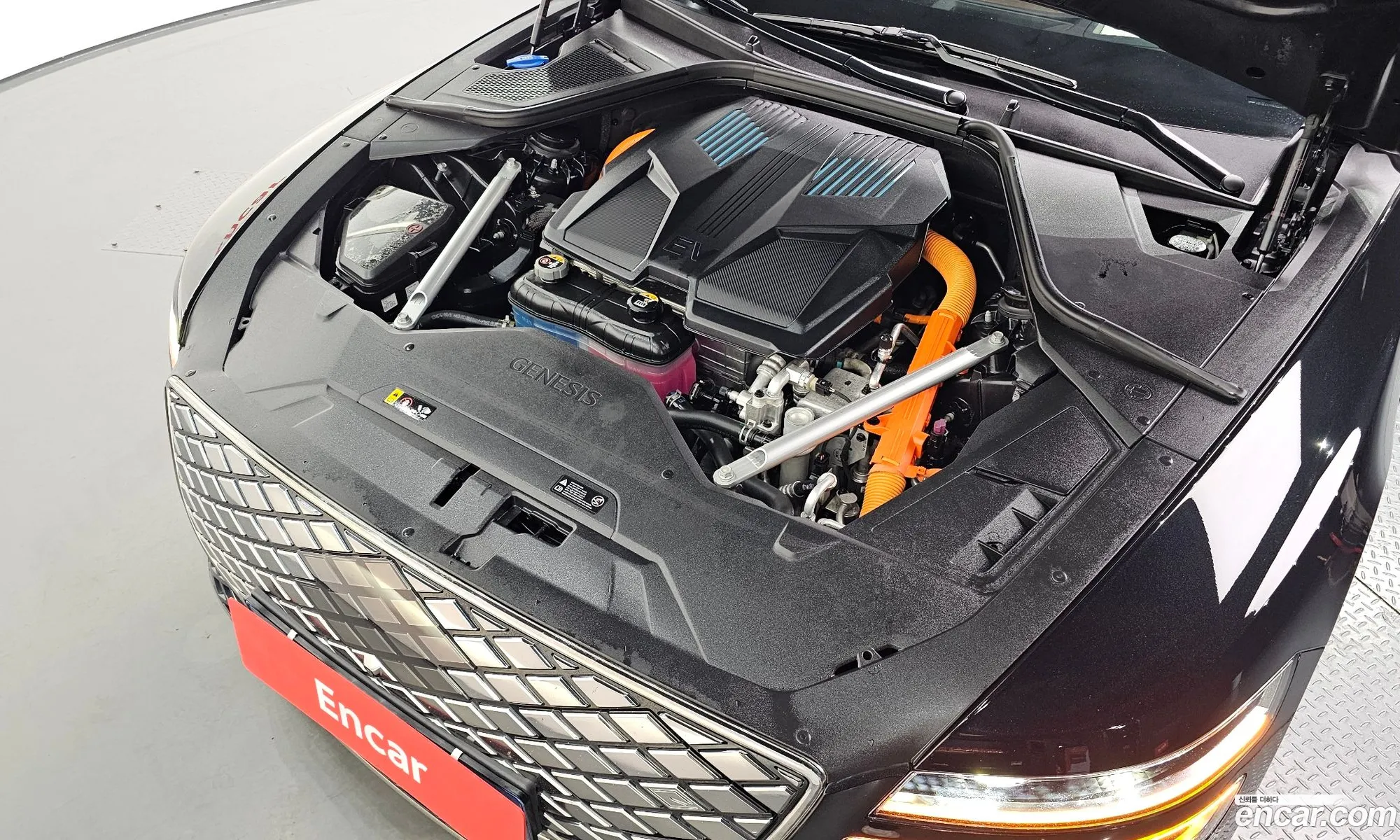Genesis Electrified G80 2022 — 18
