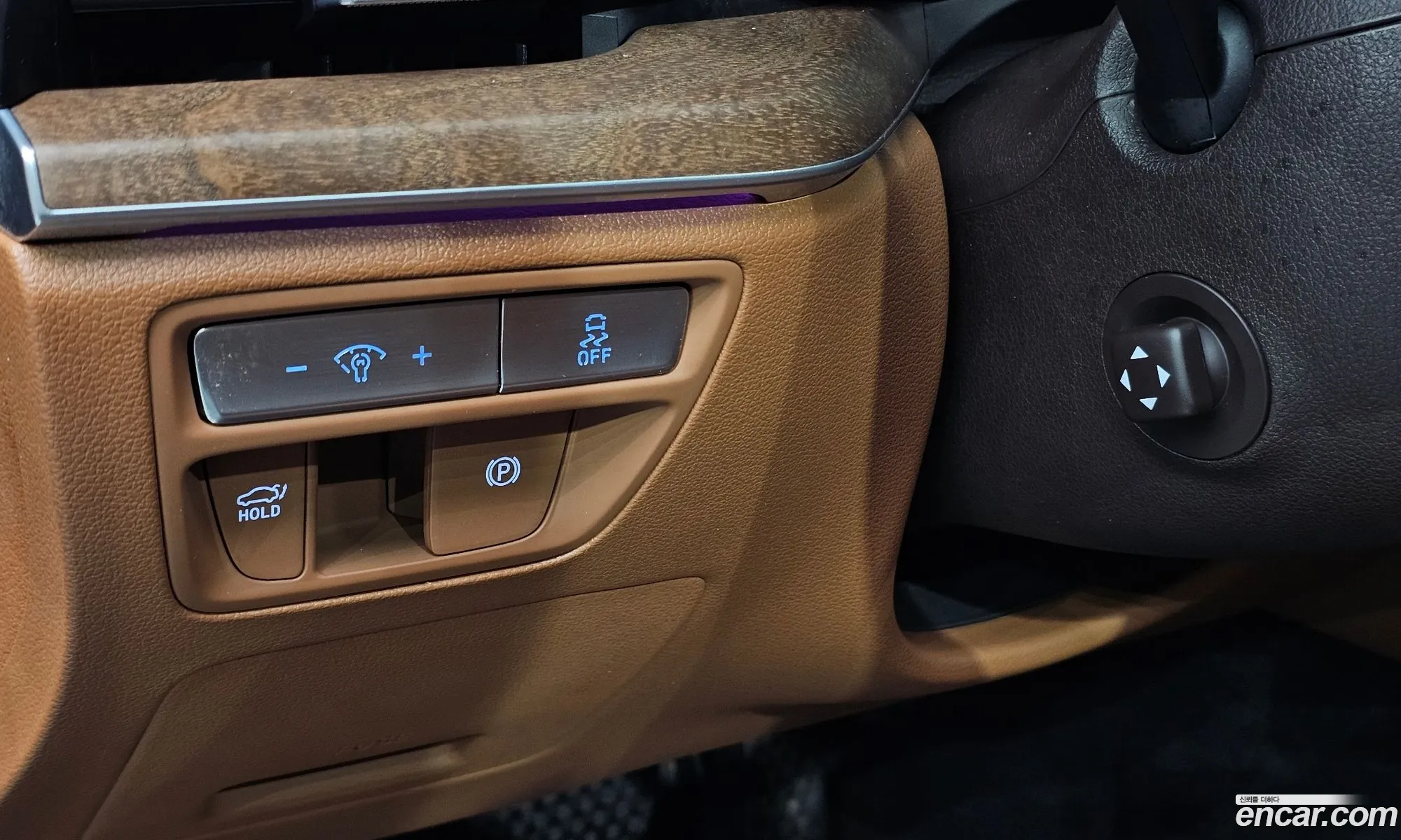 Genesis Electrified G80 2022 — 8
