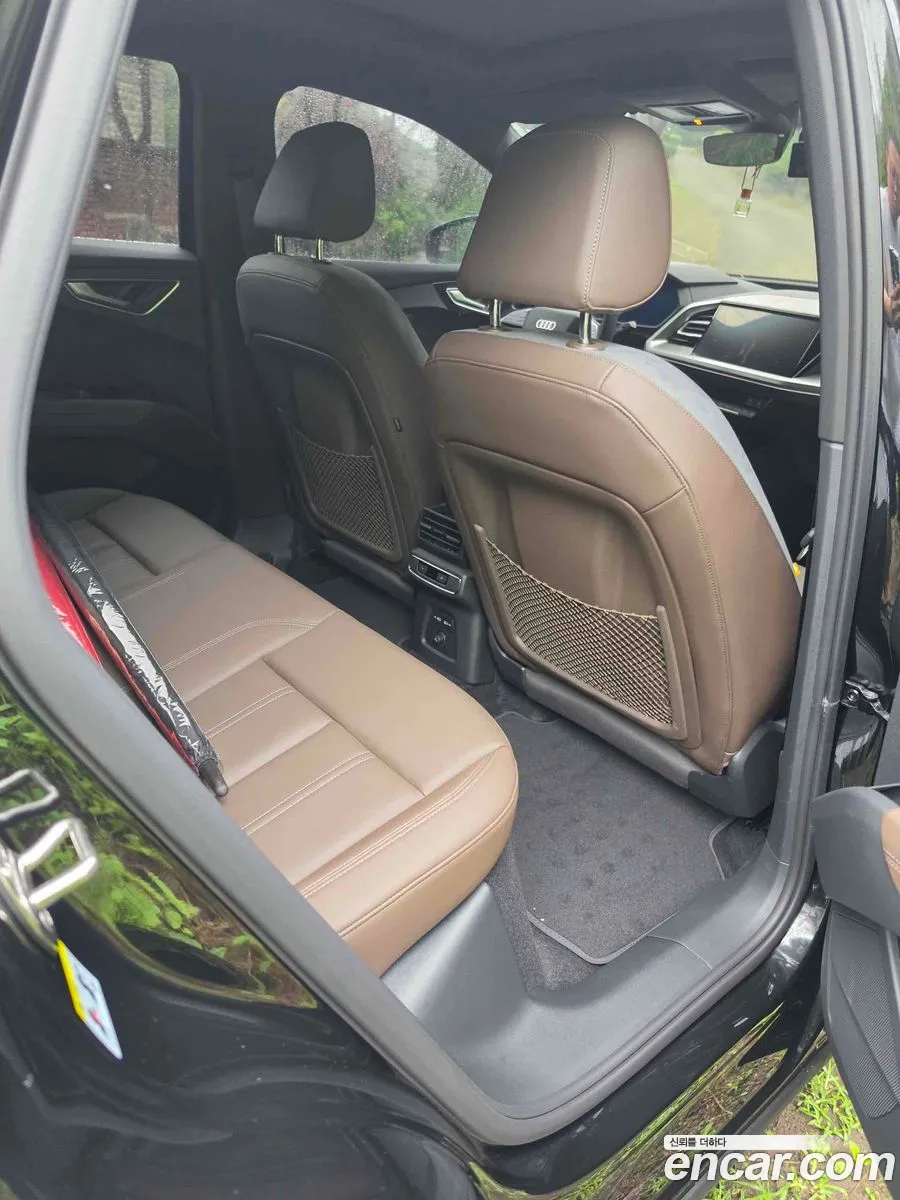 Audi Q4 e-tron 2026 — 5