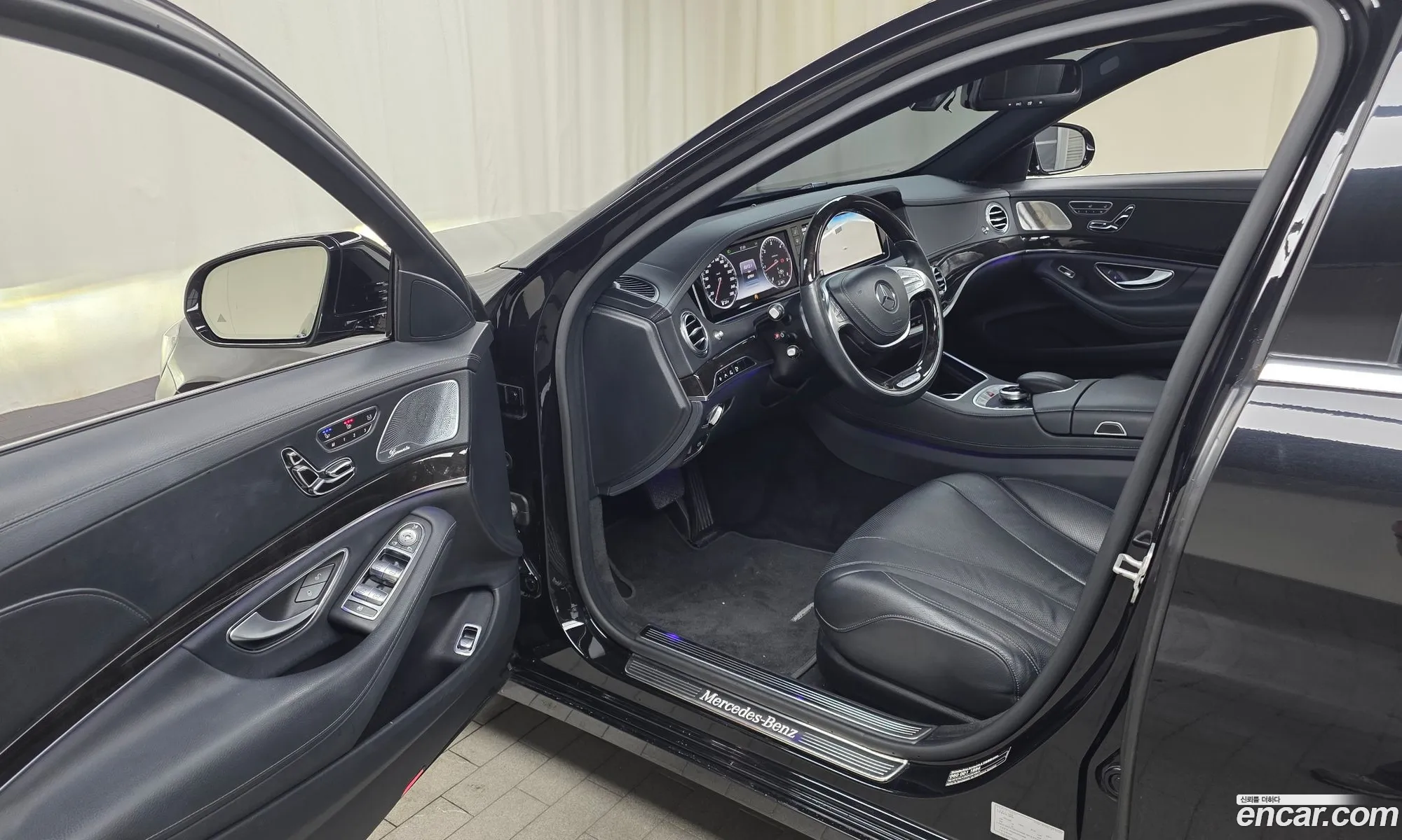 Mercedes-Benz S-Class W222 2015 WDDUF3DB5FA166942 — 11