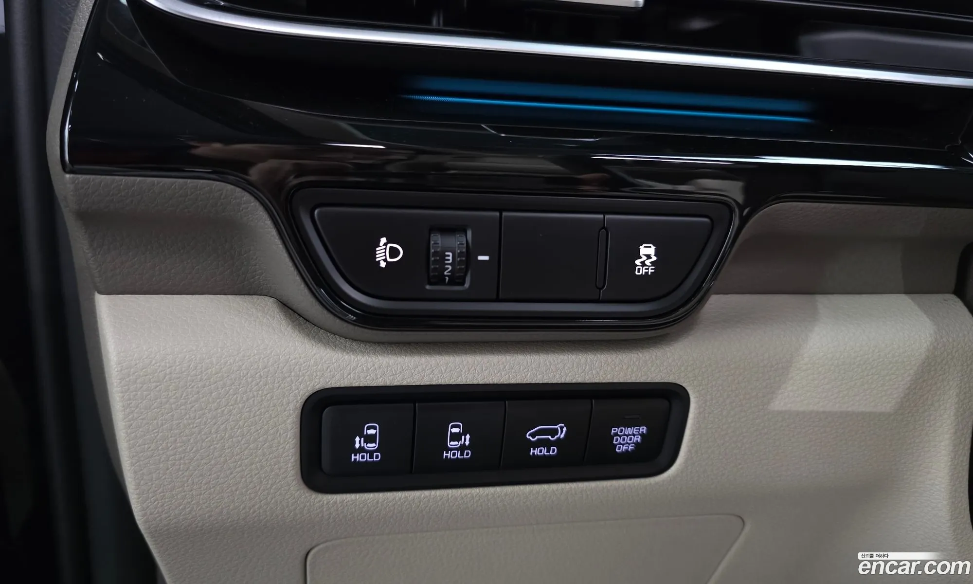 Kia Carnival 2024 — 18