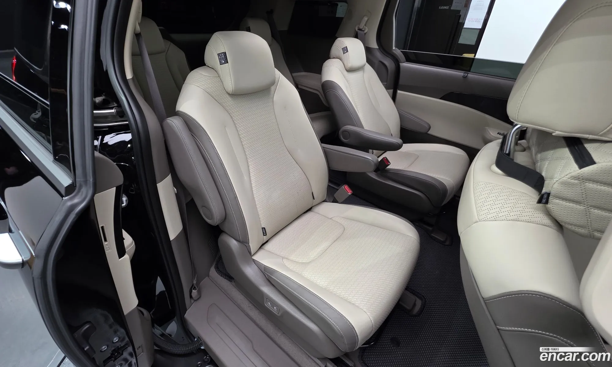 Kia Carnival 2024 — 13