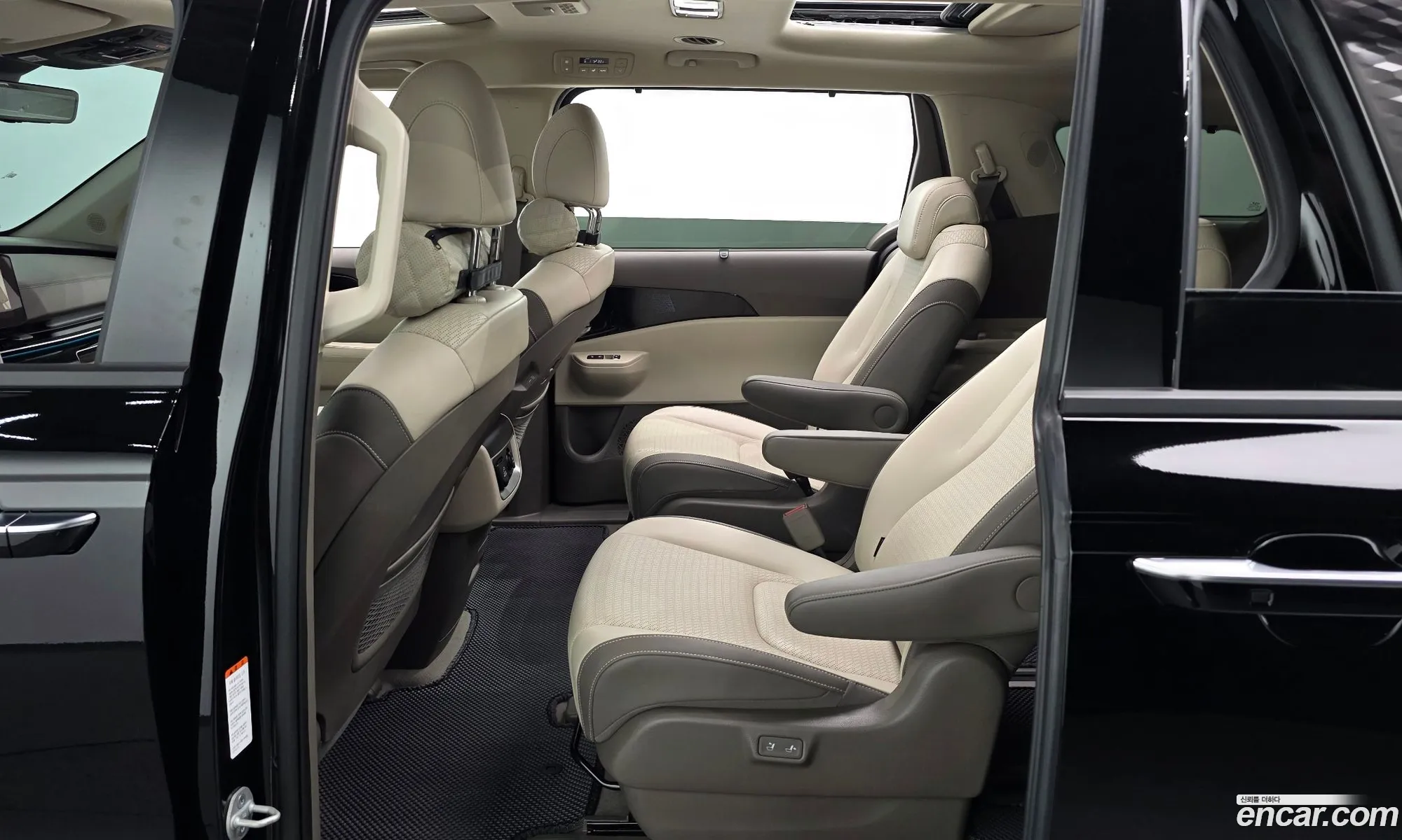 Kia Carnival 2024 — 19