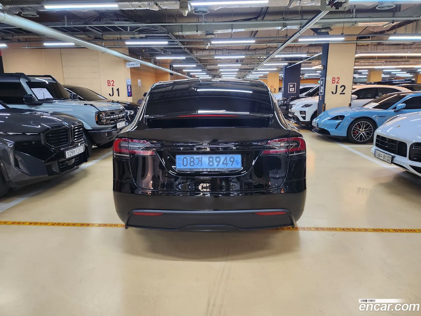 Tesla Model X 2023 — 2