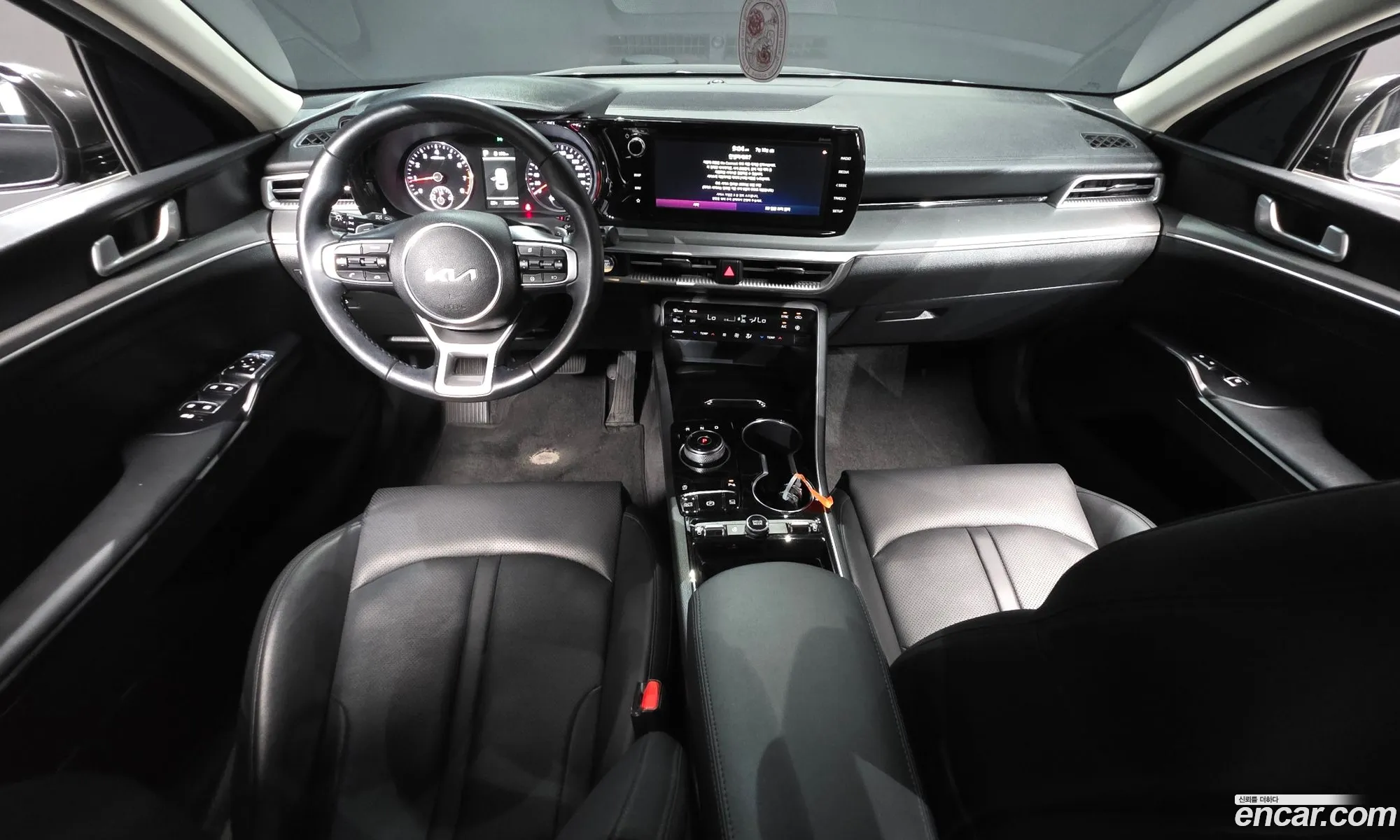 Kia K5 2023 — 8